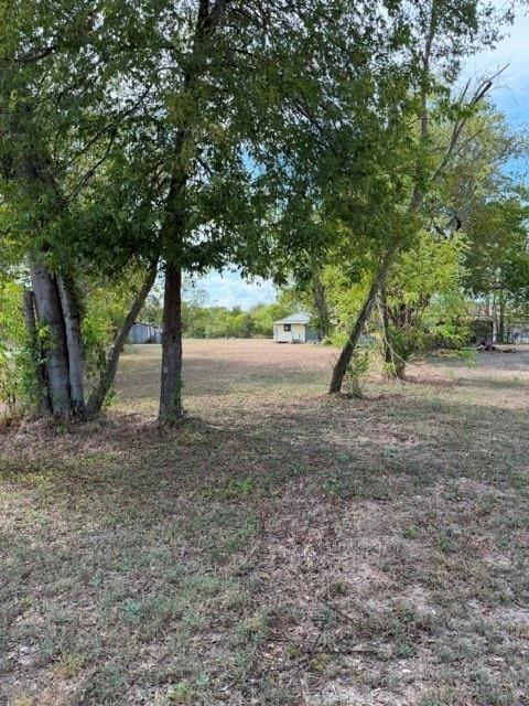Whitt St, Groesbeck, TX 76642