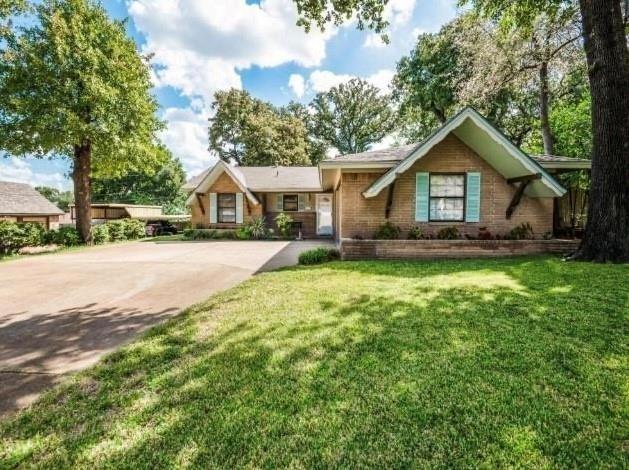 Woodoak Dr, Irving, TX 75060