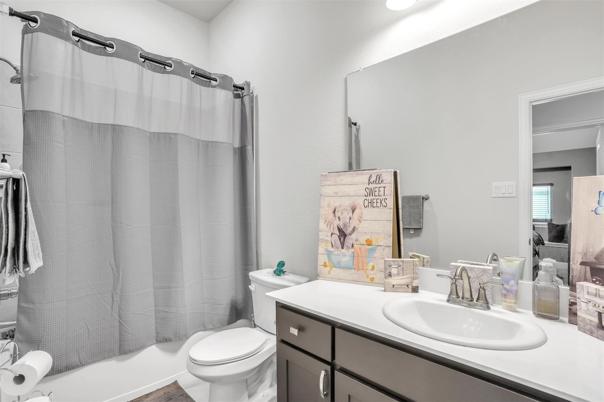 Firethorn Dr, Royse City, TX 75189