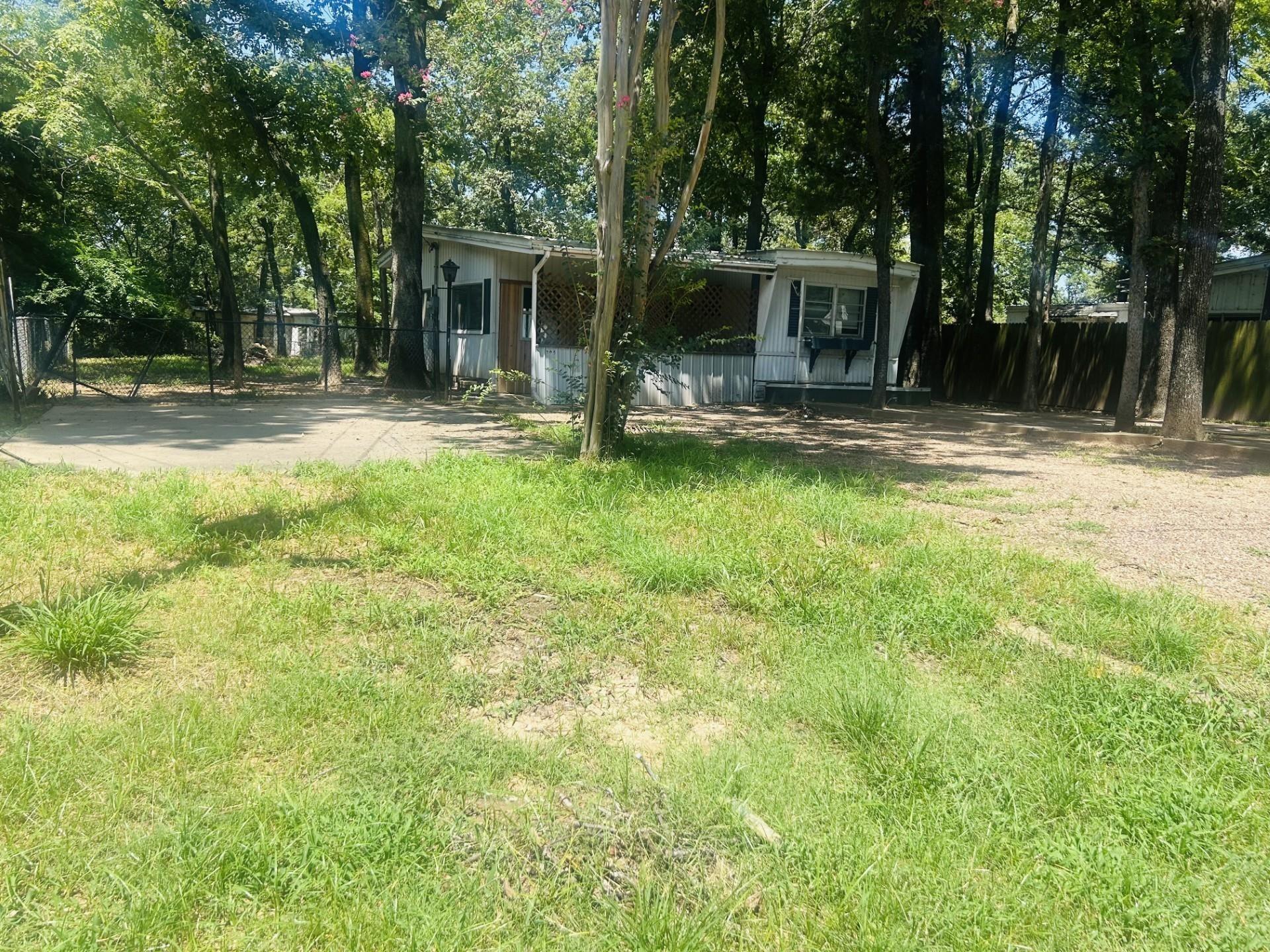 Live Oak Ln, Mabank, TX 75156