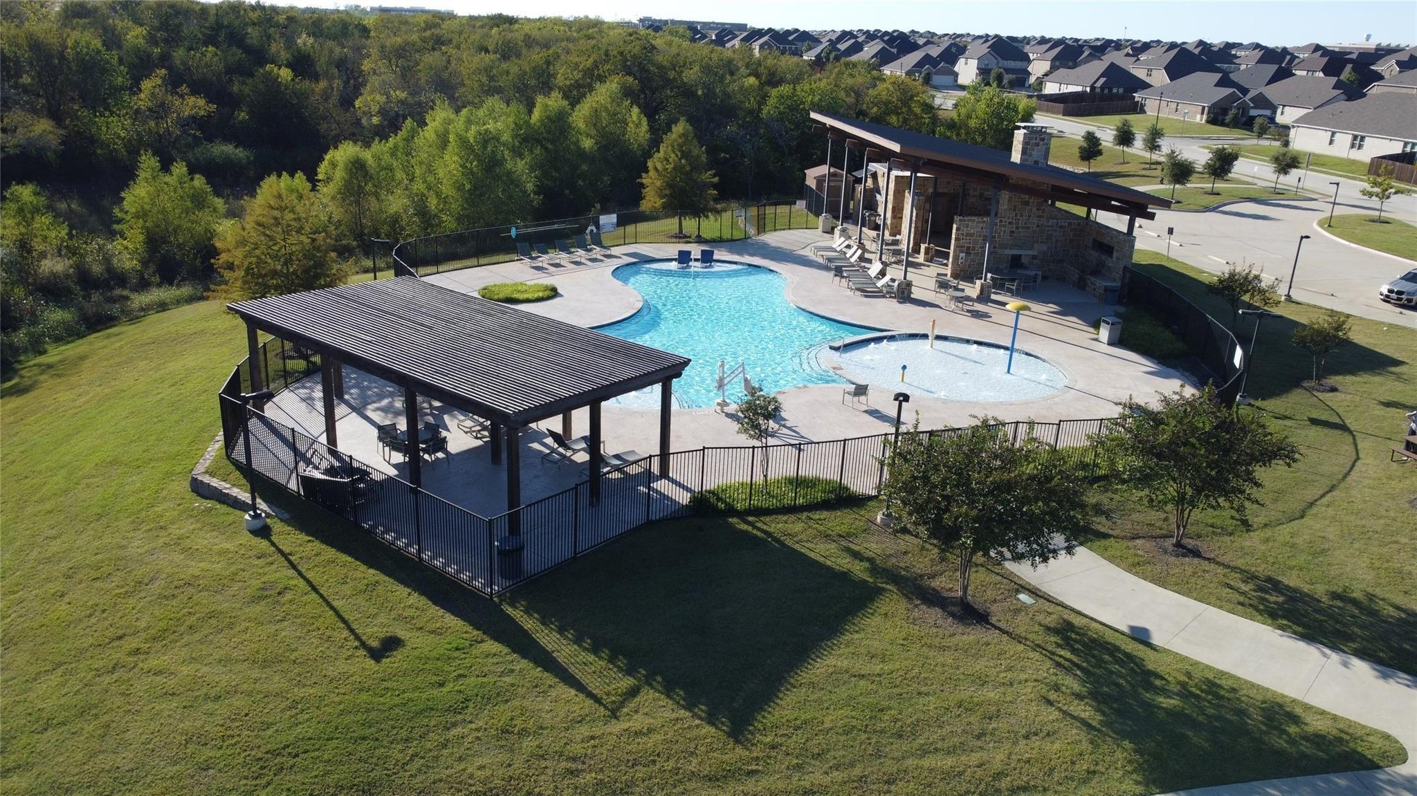 Shade Tree Way, Princeton, TX 75407