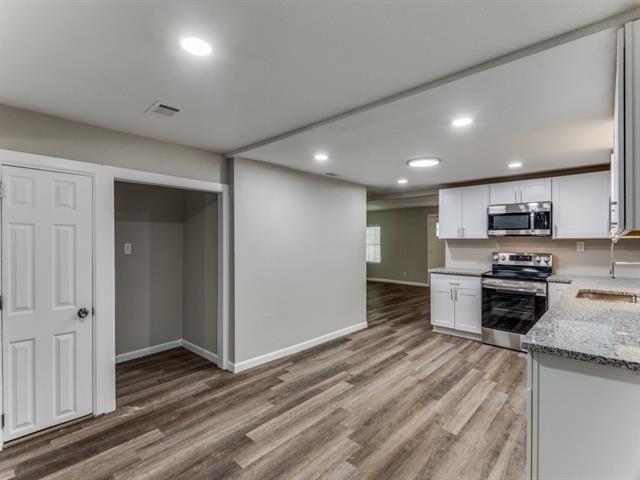 Alameda Rd, Azle, TX 76020