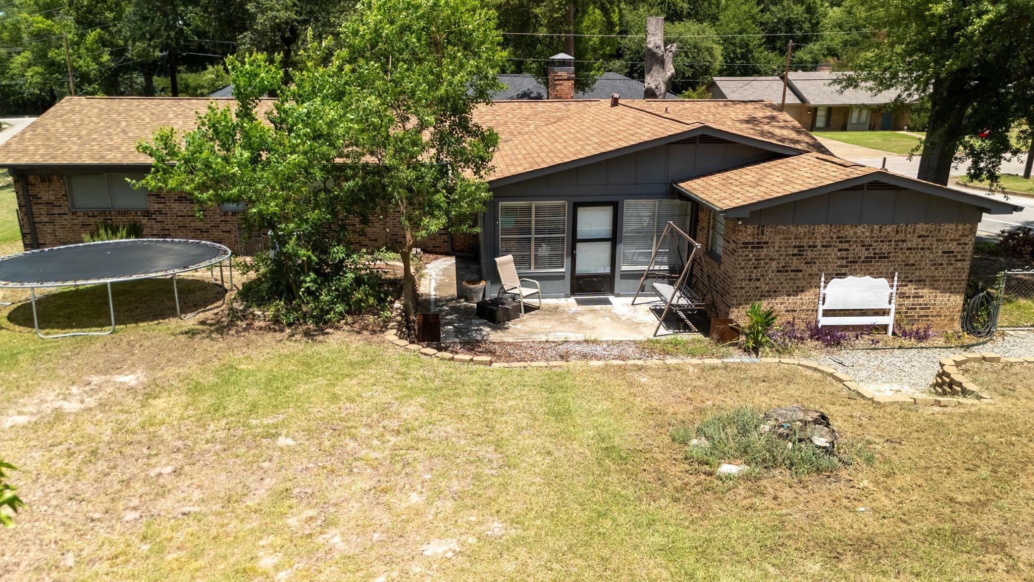 Powell Dr, Tyler, TX 75703