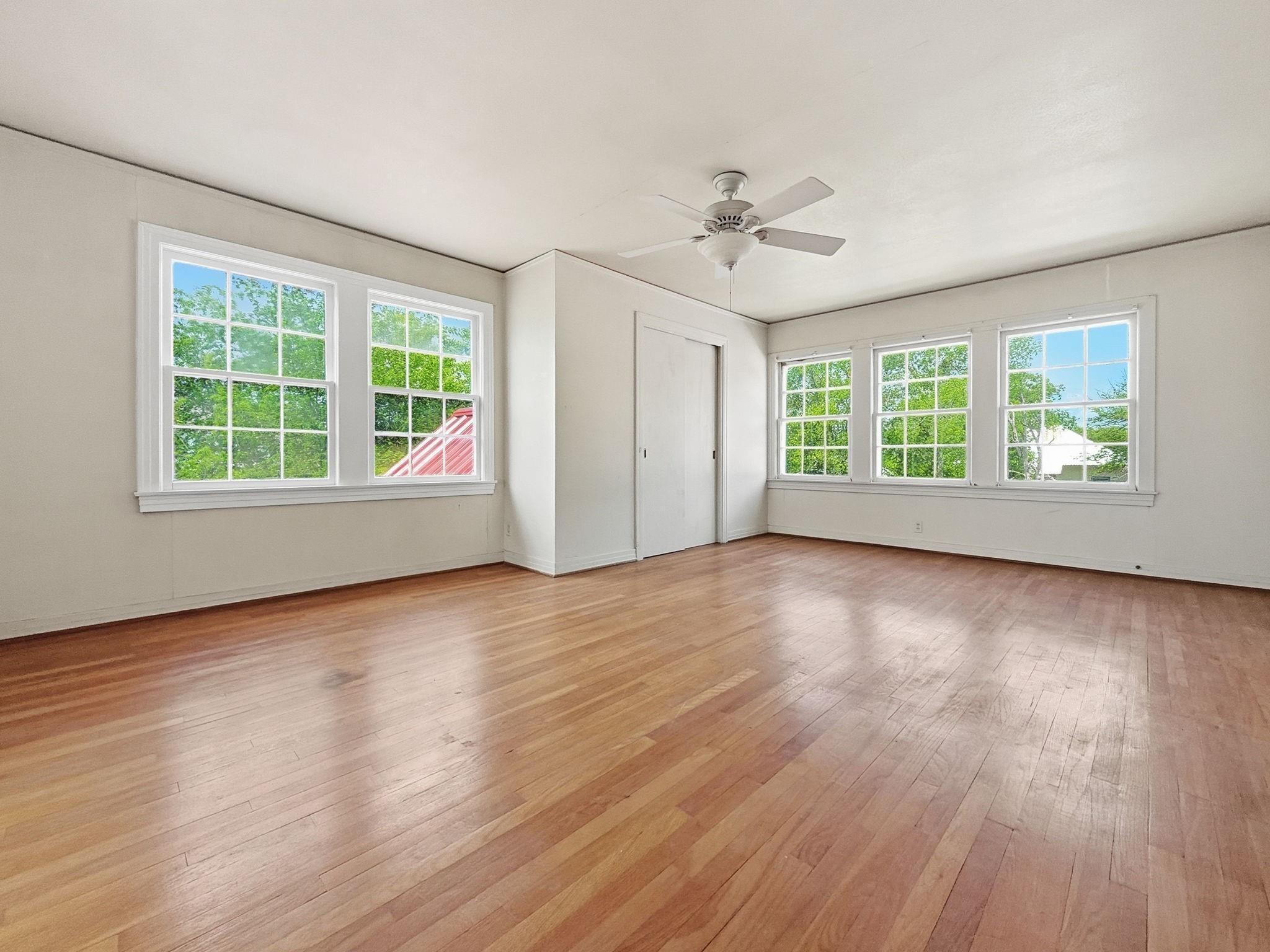 E Main St, Hamilton, TX 76531