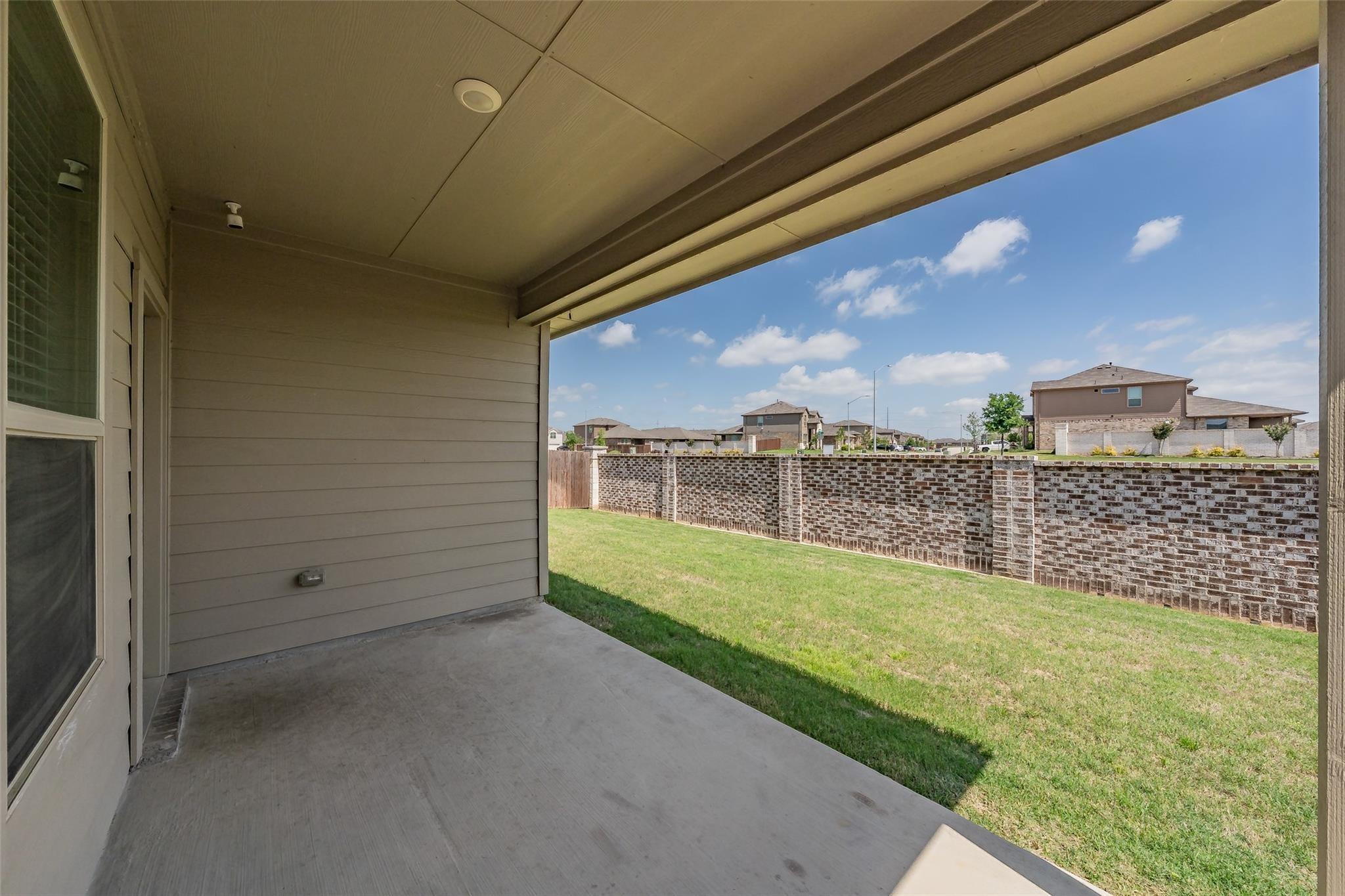 Archway Ct, Justin, TX 76247