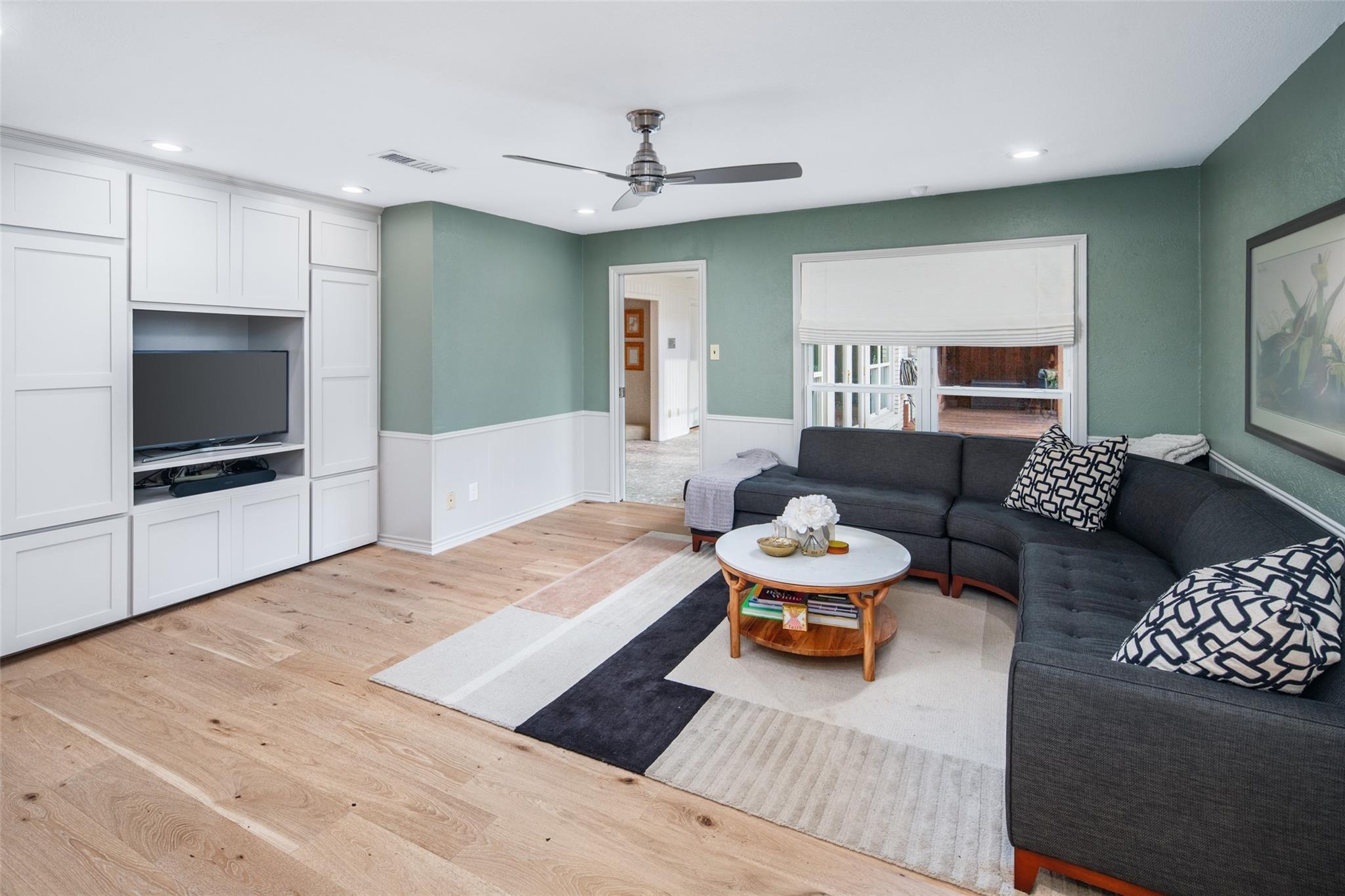 Arborside Dr, Dallas, TX 75243