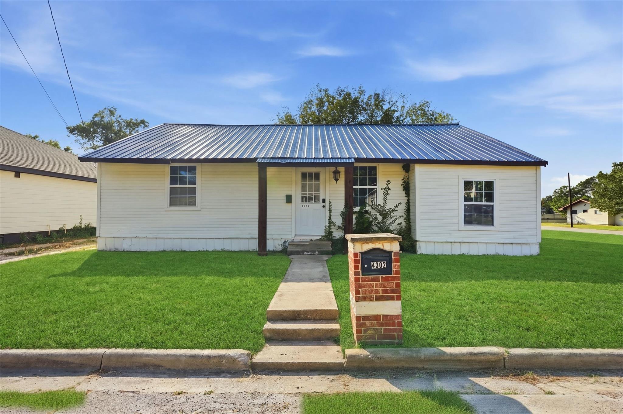 Roberts St, Greenville, TX 75401