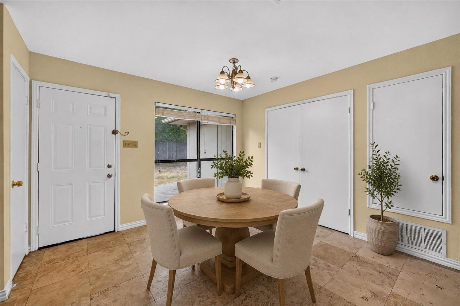 Lemons St, Cedar Hill, TX 75104