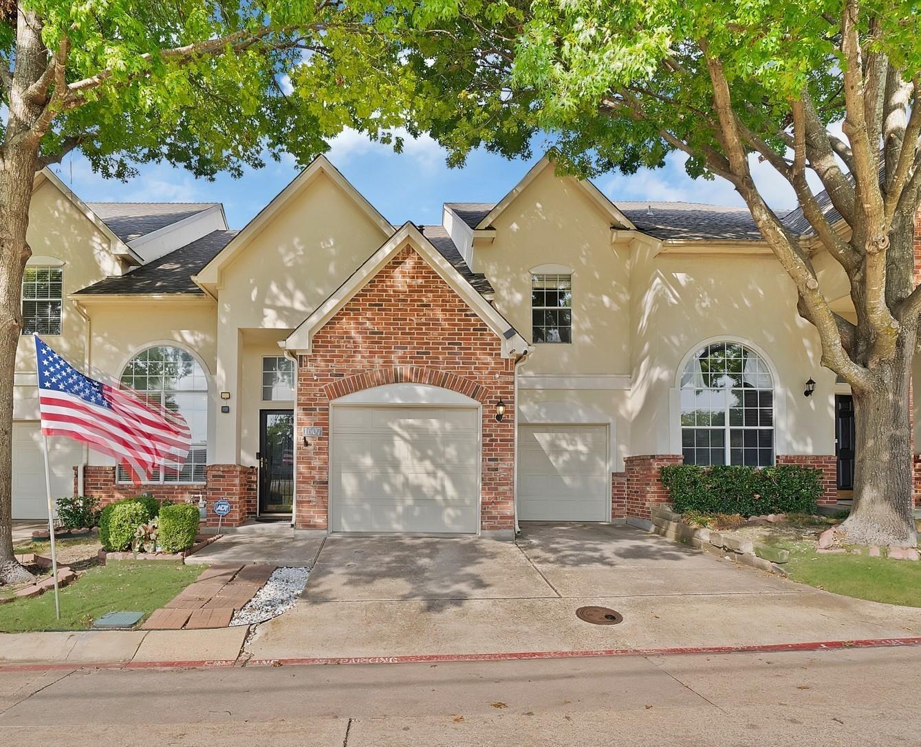 Masters Dr, Desoto, TX 75115