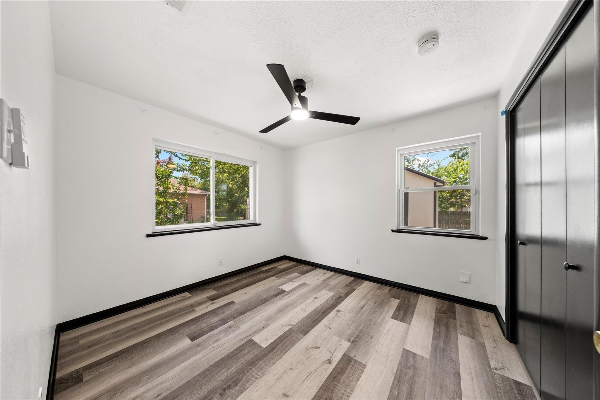 Ammons St, Haltom City, TX 76117