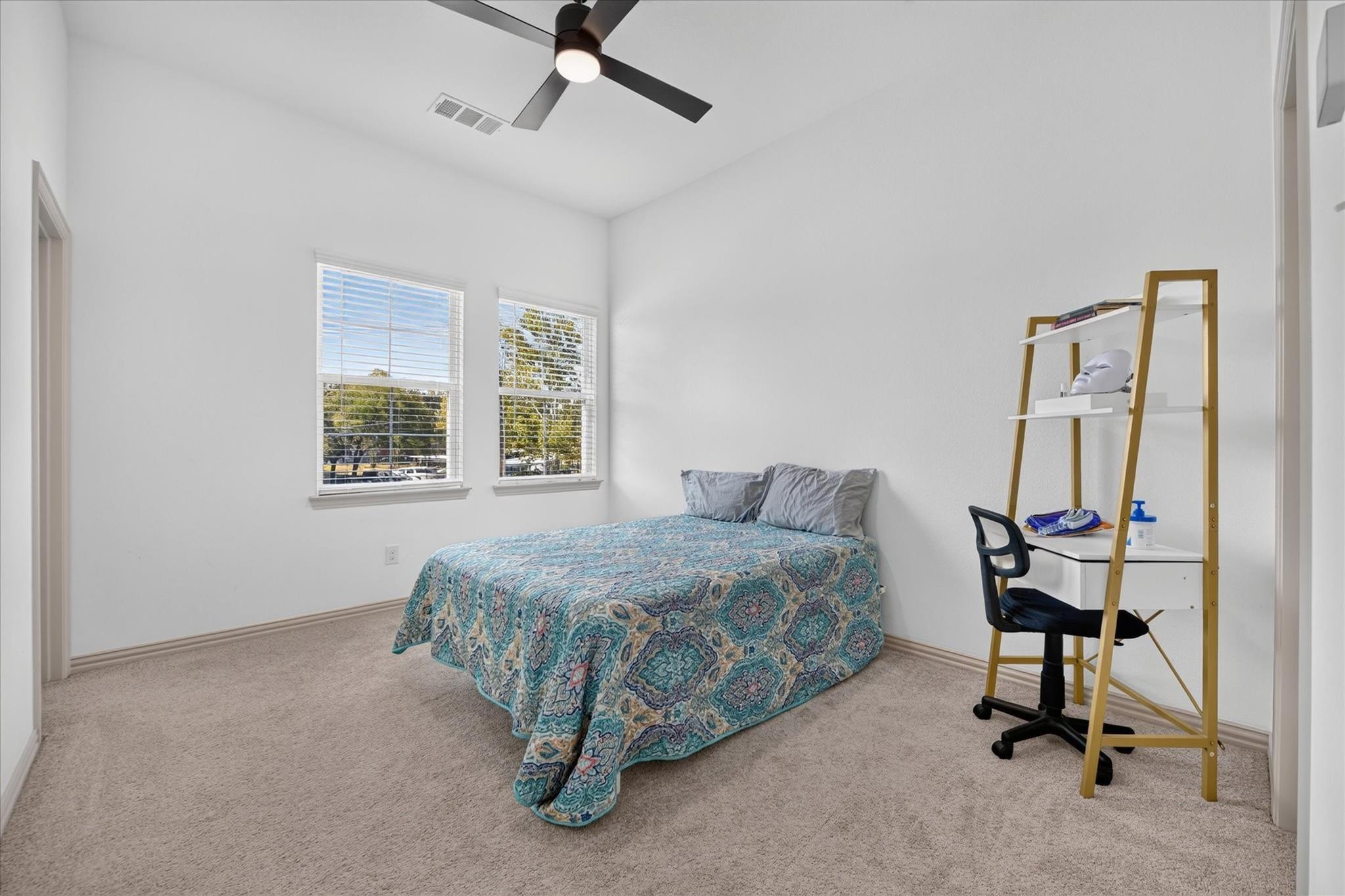 Springlake Pkwy, Haltom City, TX 76117