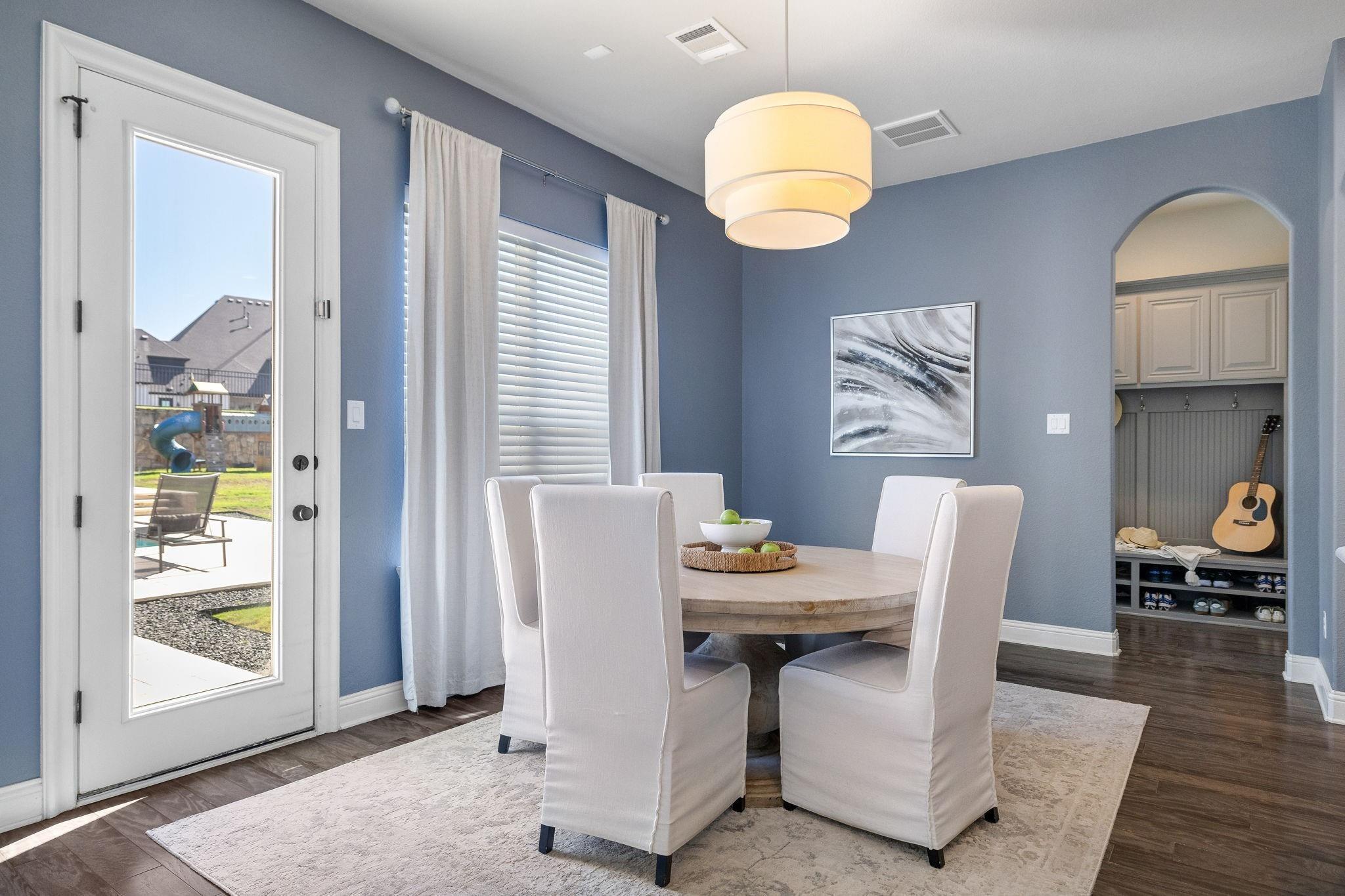 Mark Twain Blvd, Flower Mound, TX 75022