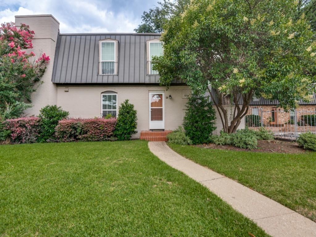 Fleetwood Oaks Ave, Dallas, TX 75235