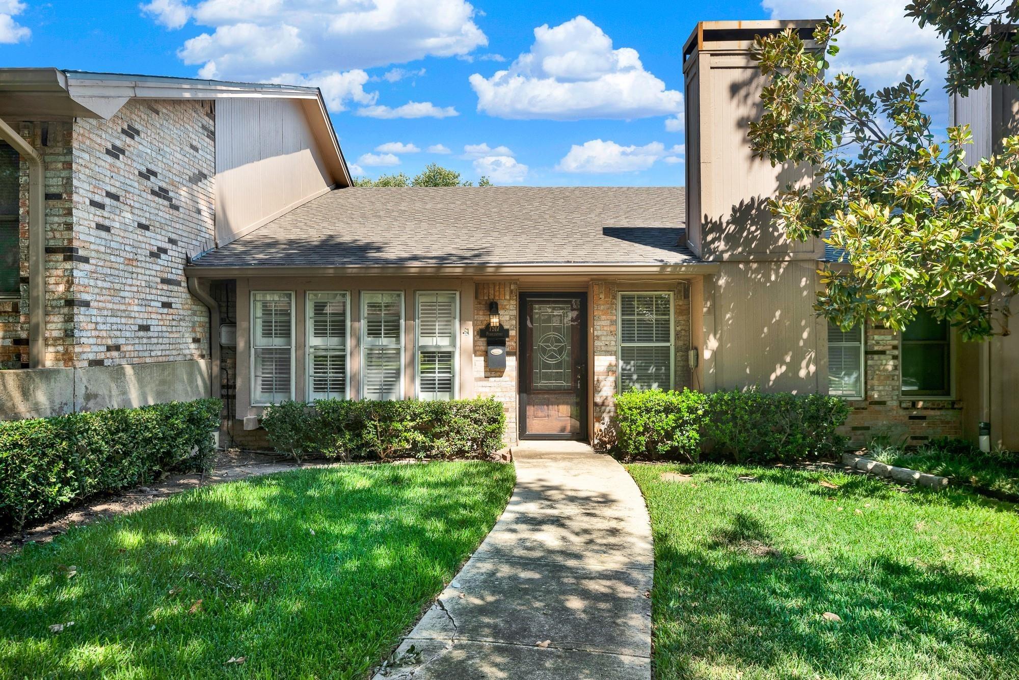 Pebblestone Dr, Dallas, TX 75230