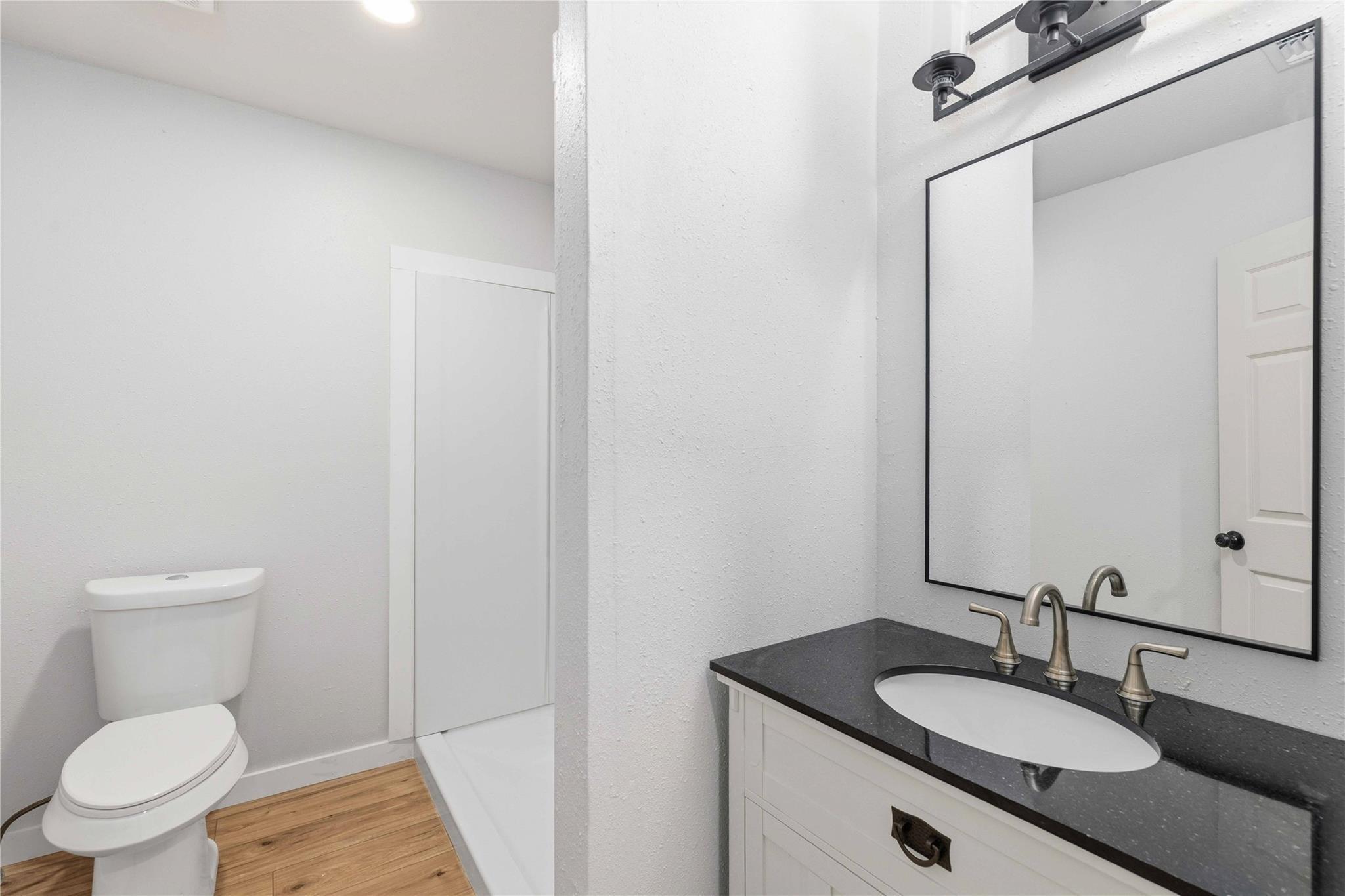 N Pearl St, Comanche, TX 76442