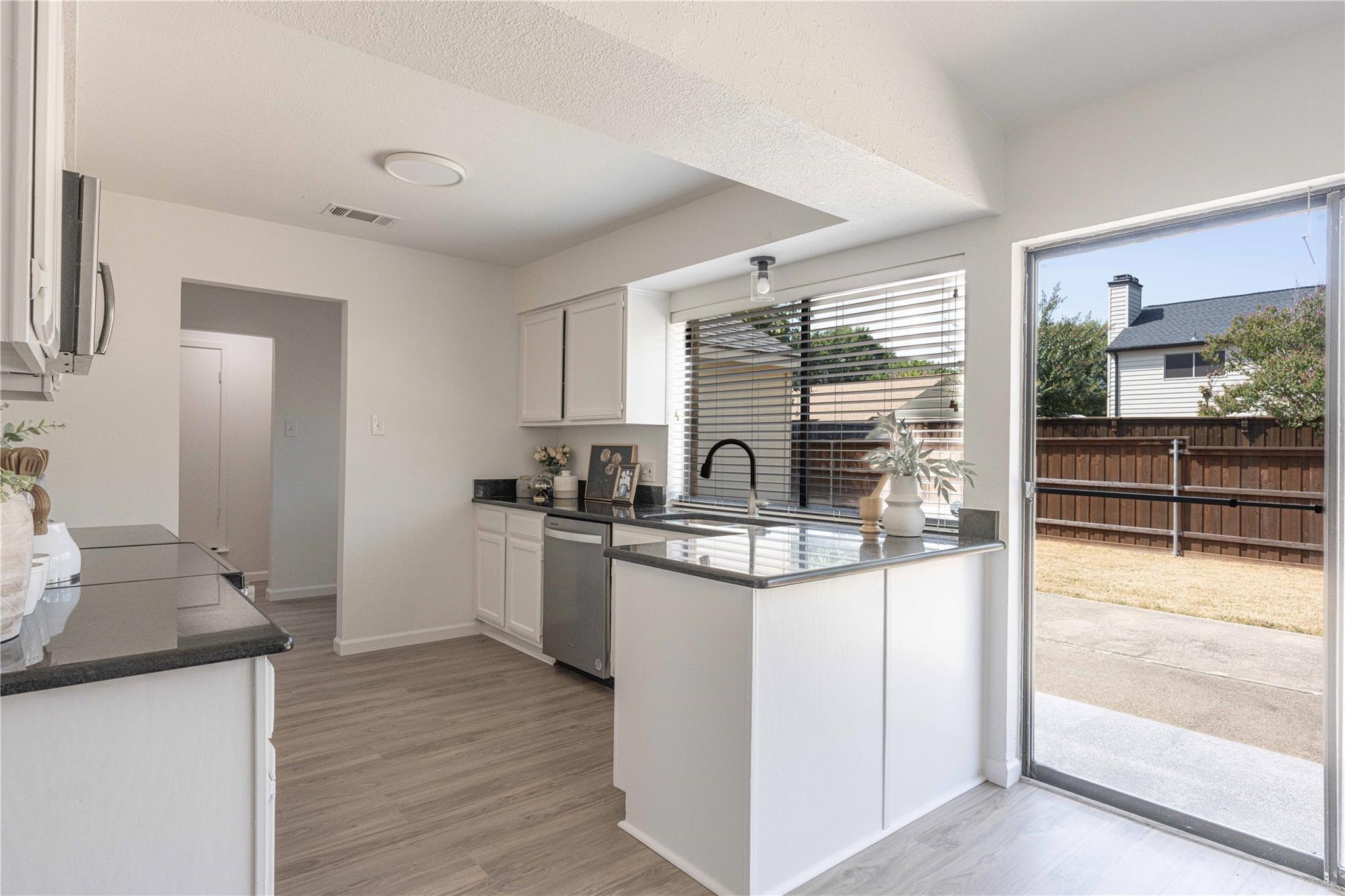 Spring Meadow Ln, Flower Mound, TX 75028