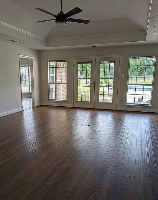 E Eubank St, Mabank, TX 75147