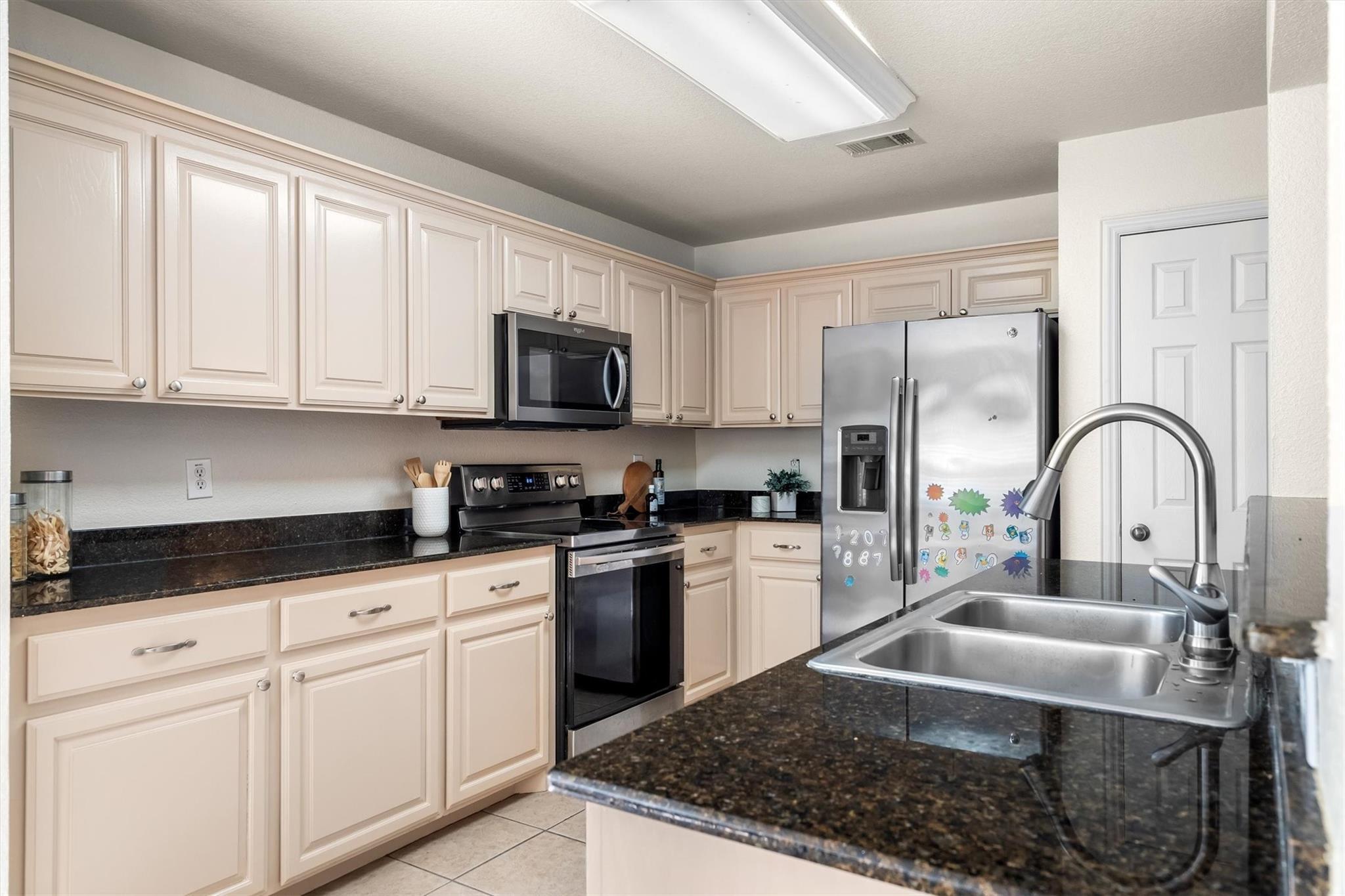 Stone Hollow Way, Euless, TX 76040
