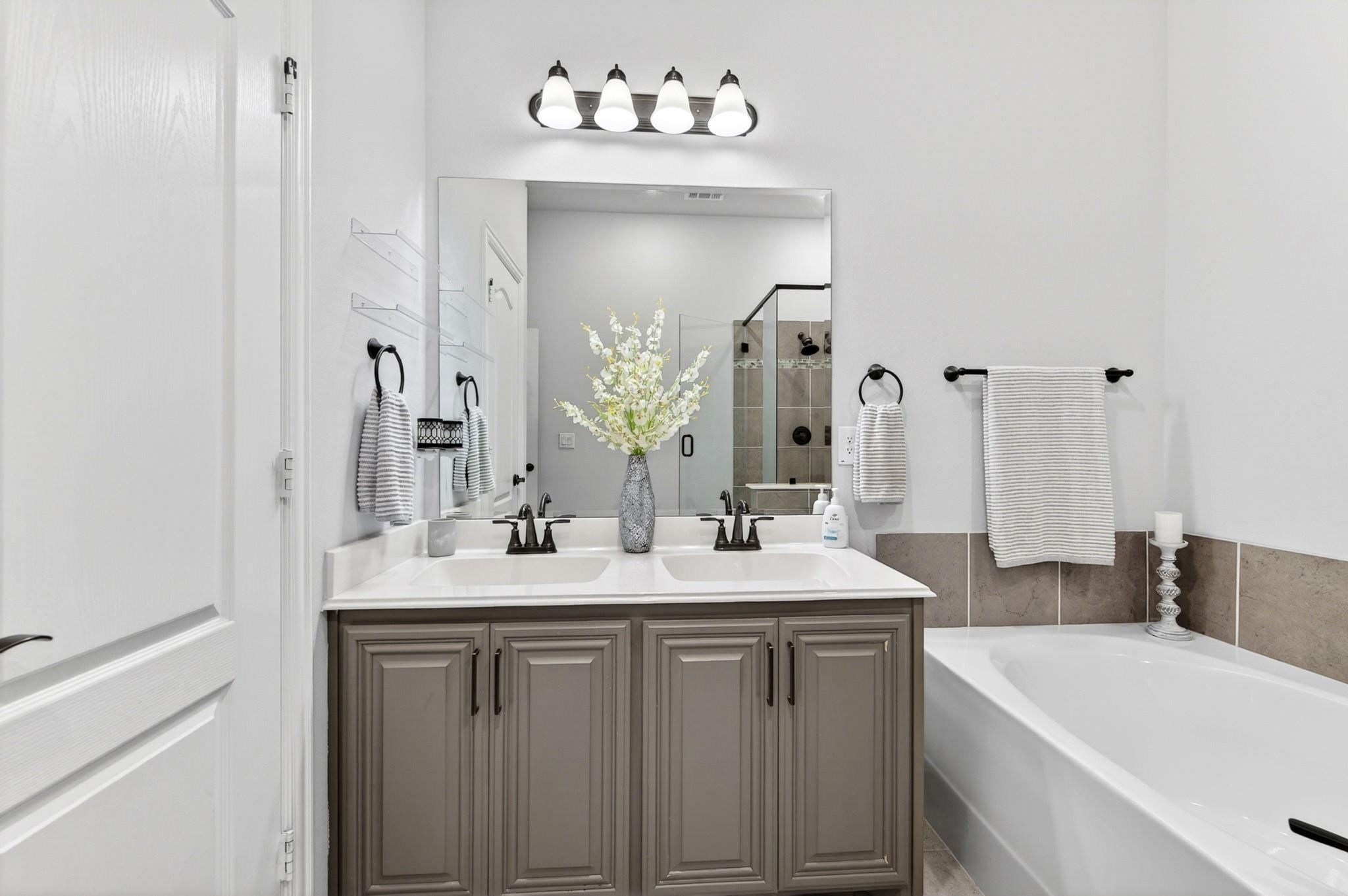 Cascade Ln, Wylie, TX 75098