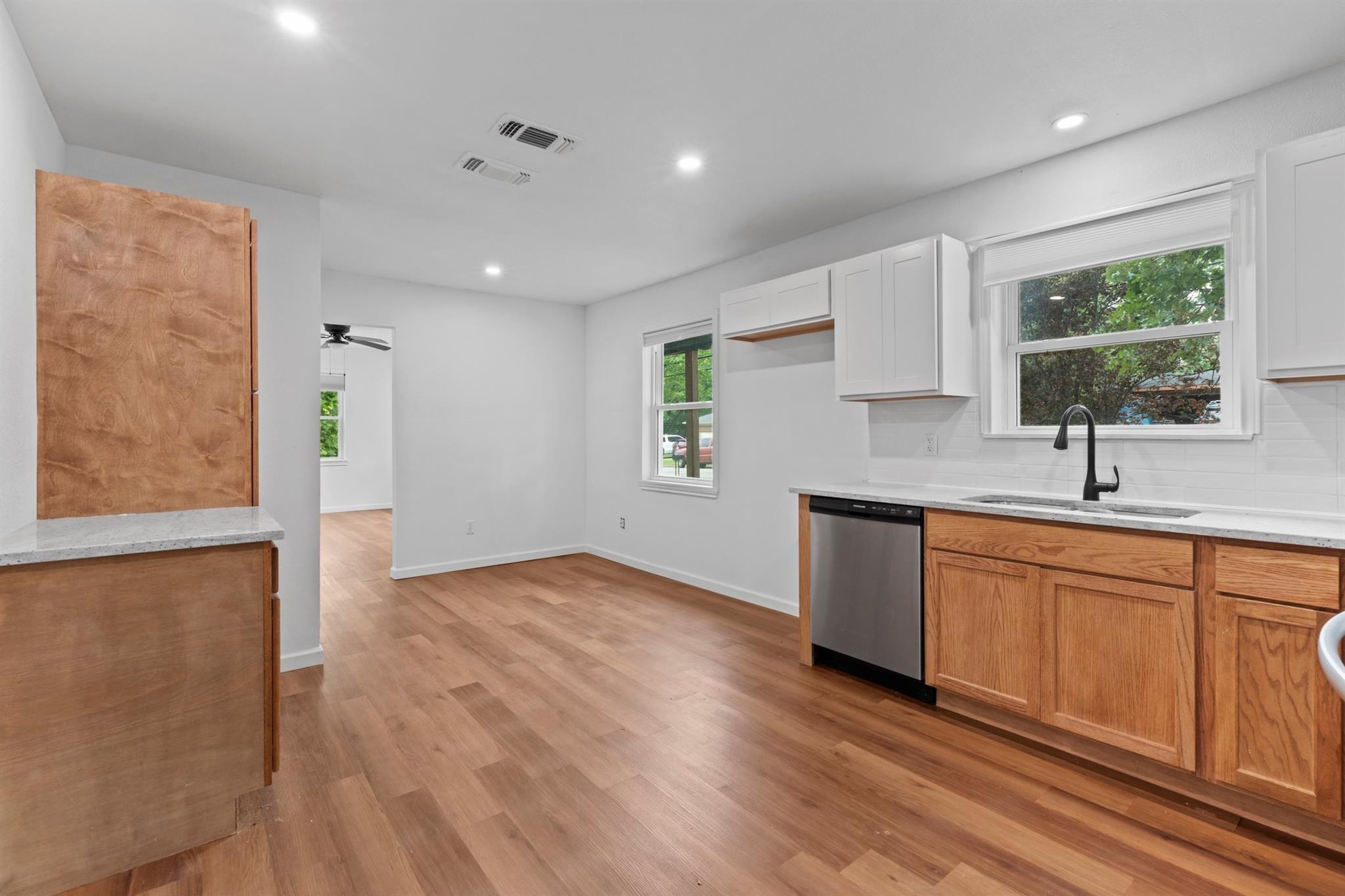 Willard Dr, Tyler, TX 75707