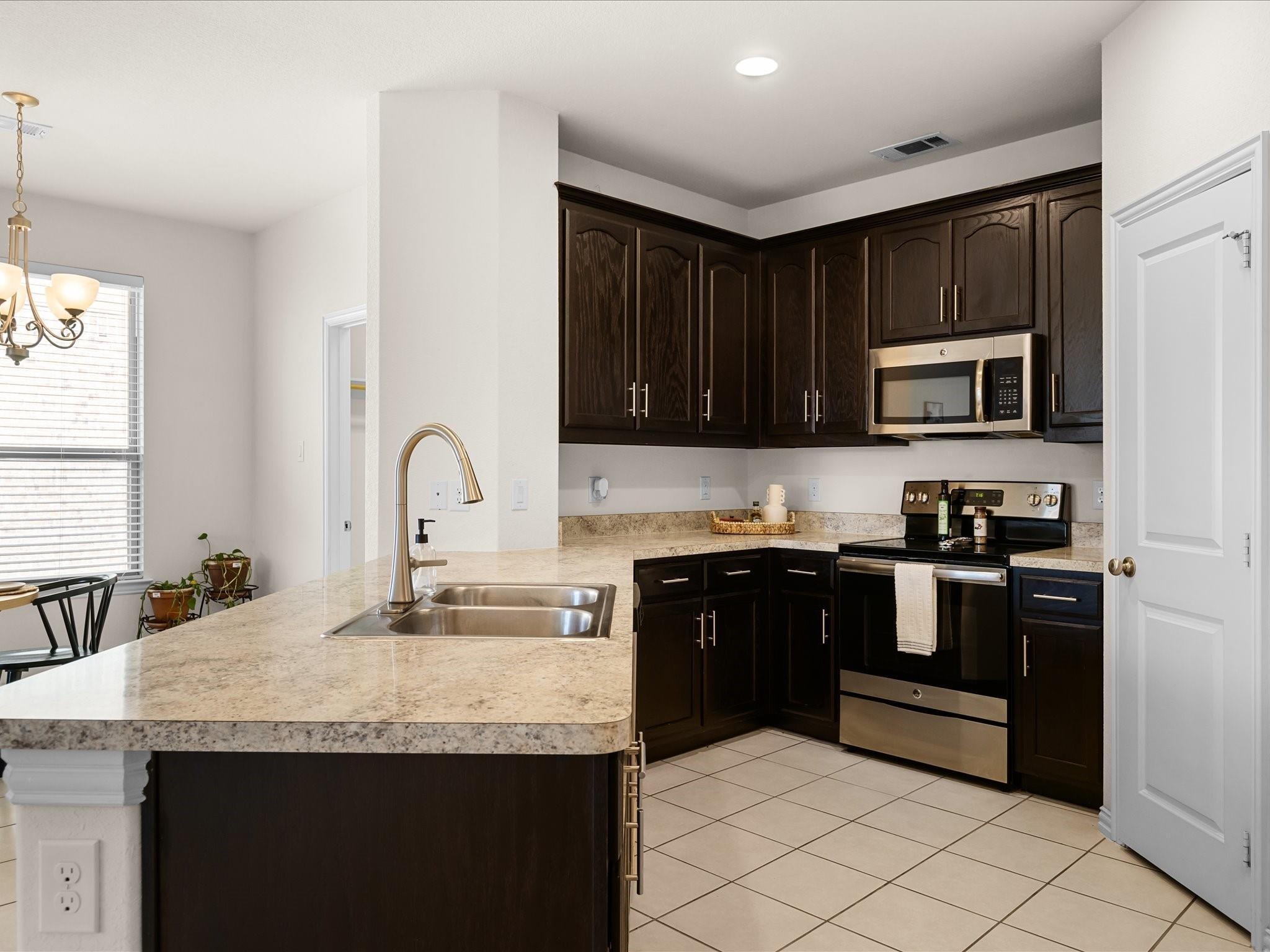 Emerald Creek Dr, Fort Worth, TX 76131