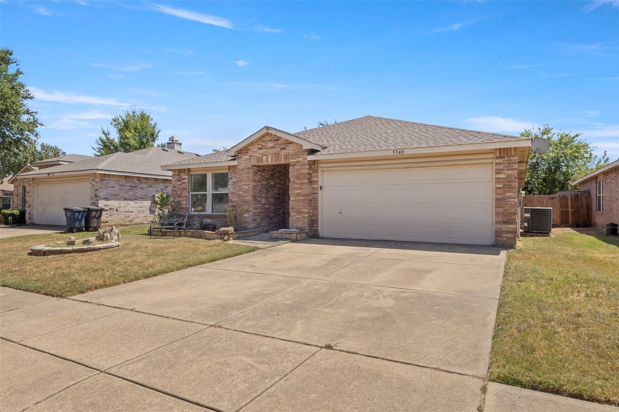 Camarillo Dr, Fort Worth, TX 76244