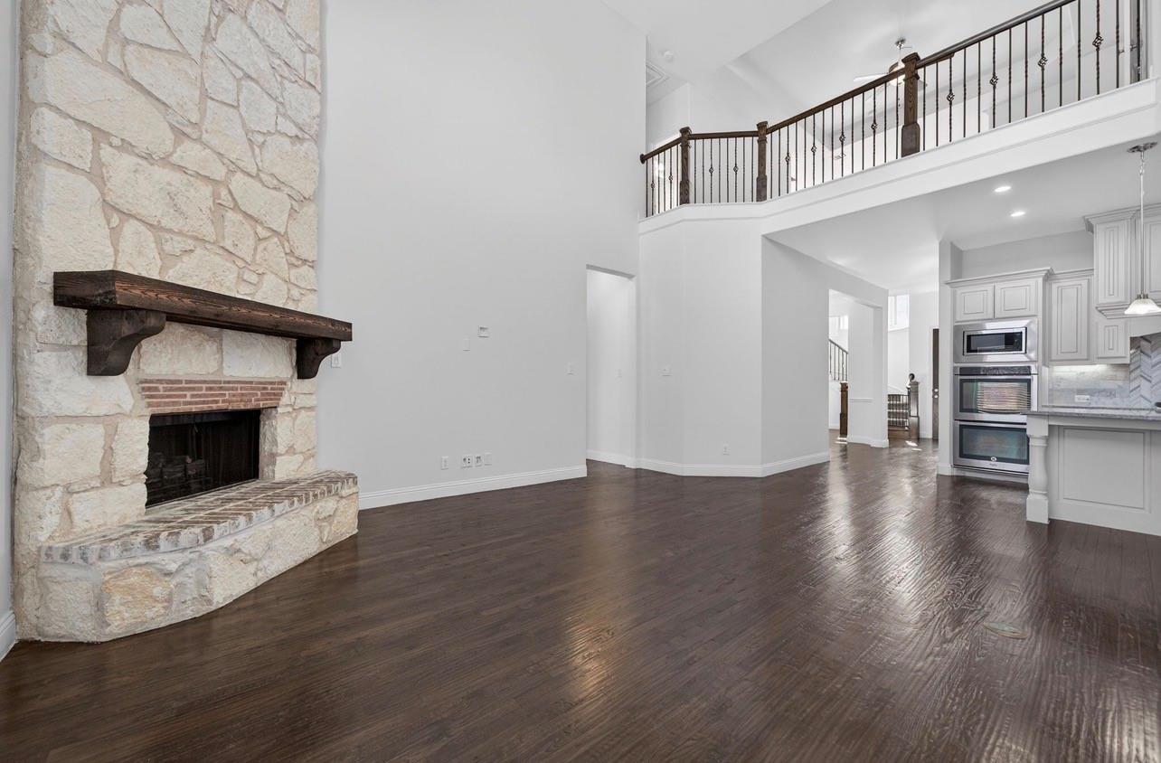 Amber Knoll Dr, Rockwall, TX 75087