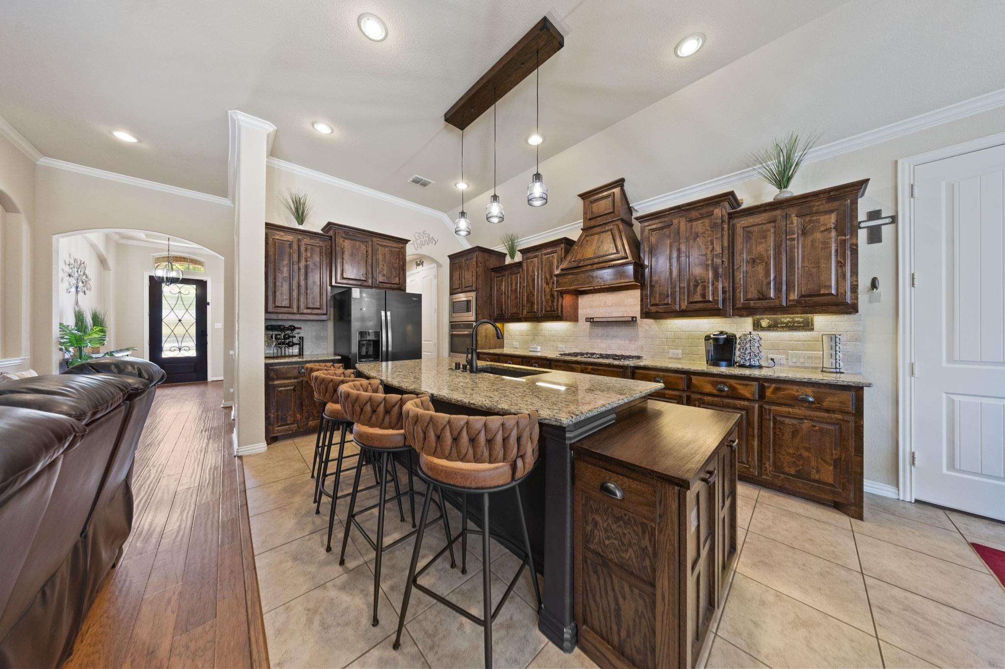 Clubhouse Cir, Rowlett, TX 75089