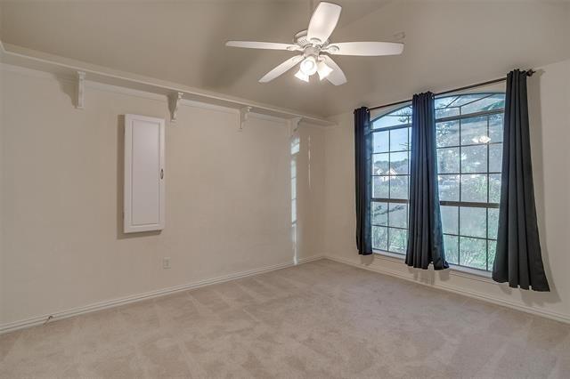 Crestmont Ct, Burleson, TX 76028