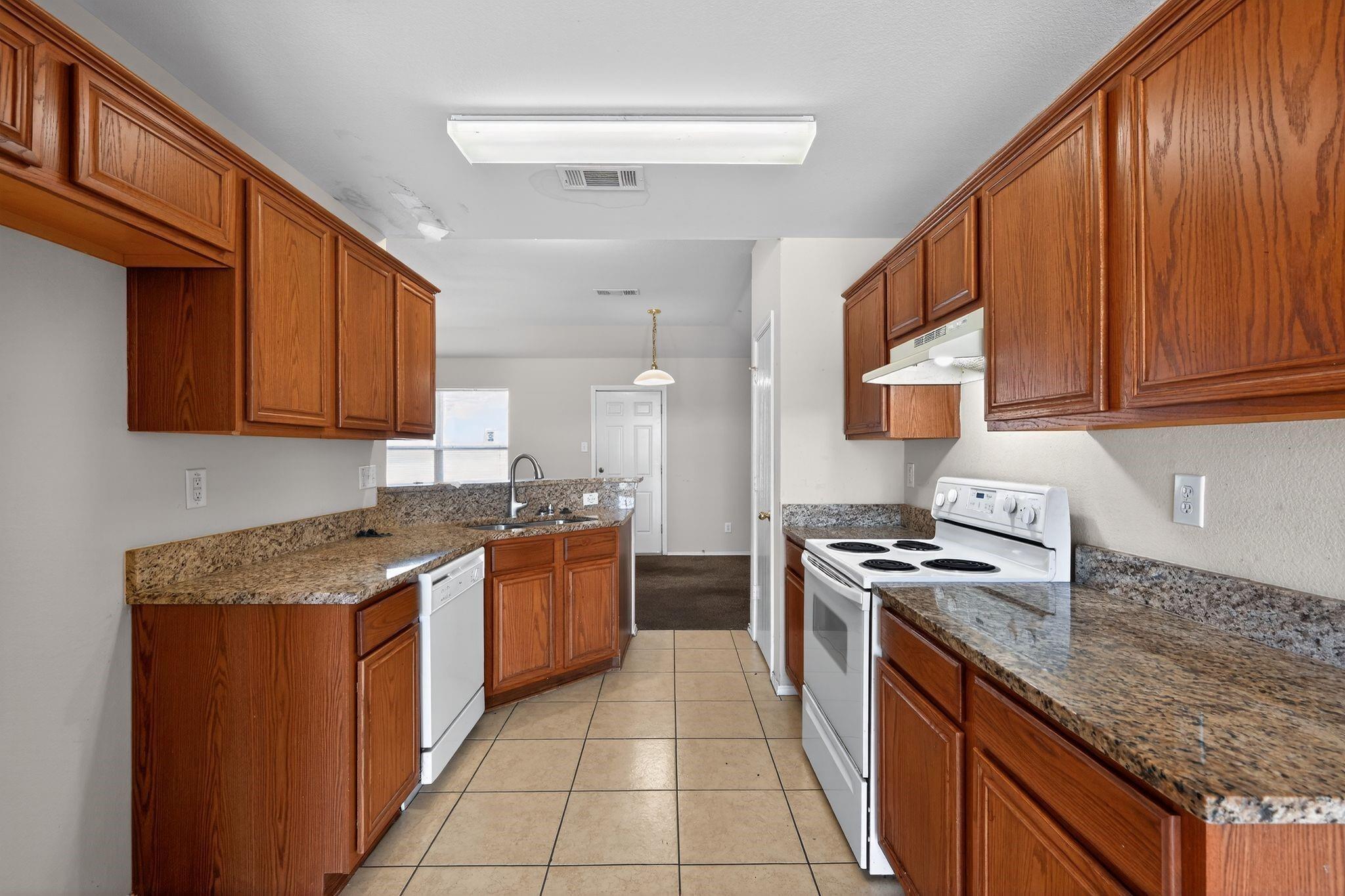 Reynolds St, Lancaster, TX 75134