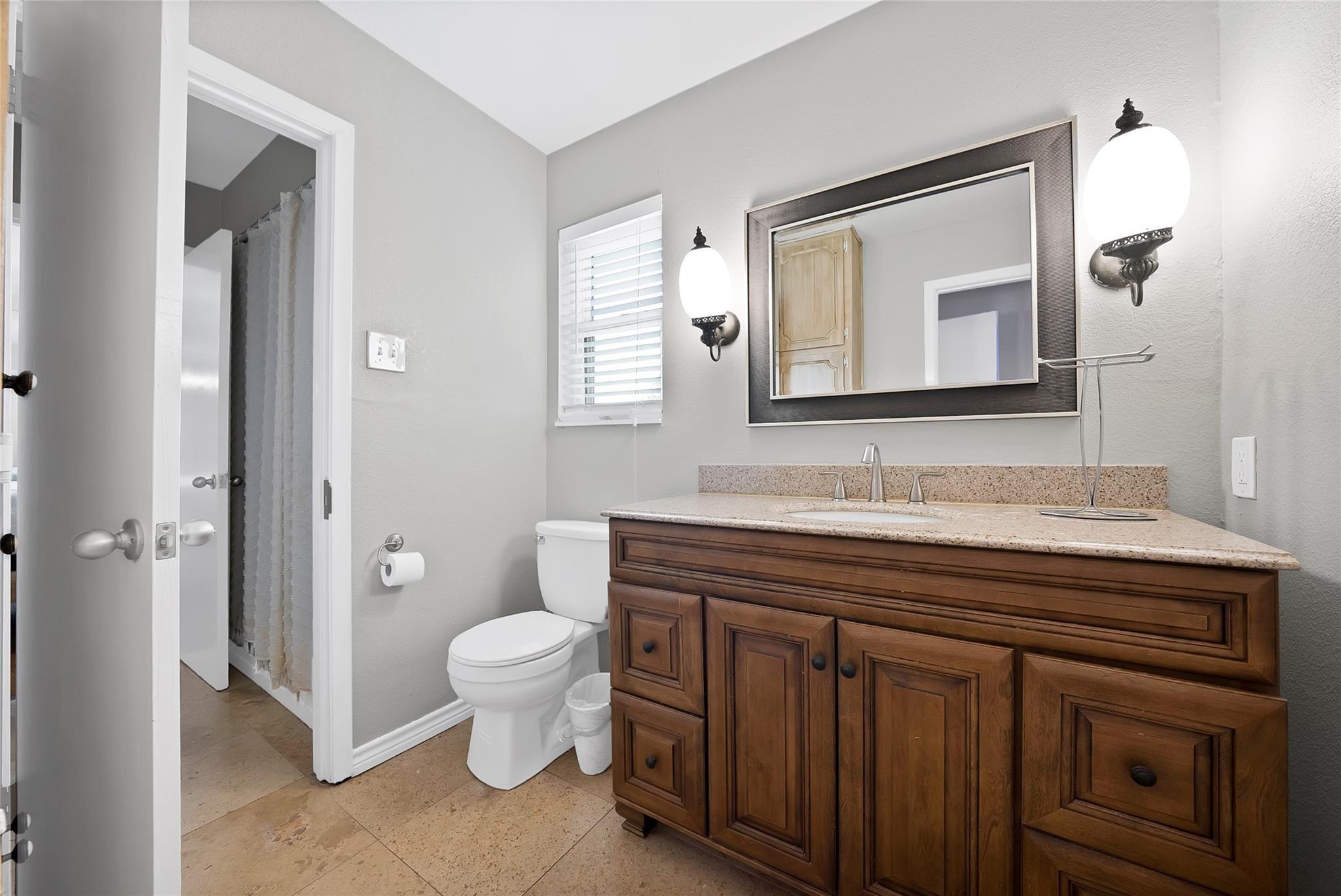 Oak Meadow Dr, Irving, TX 75061