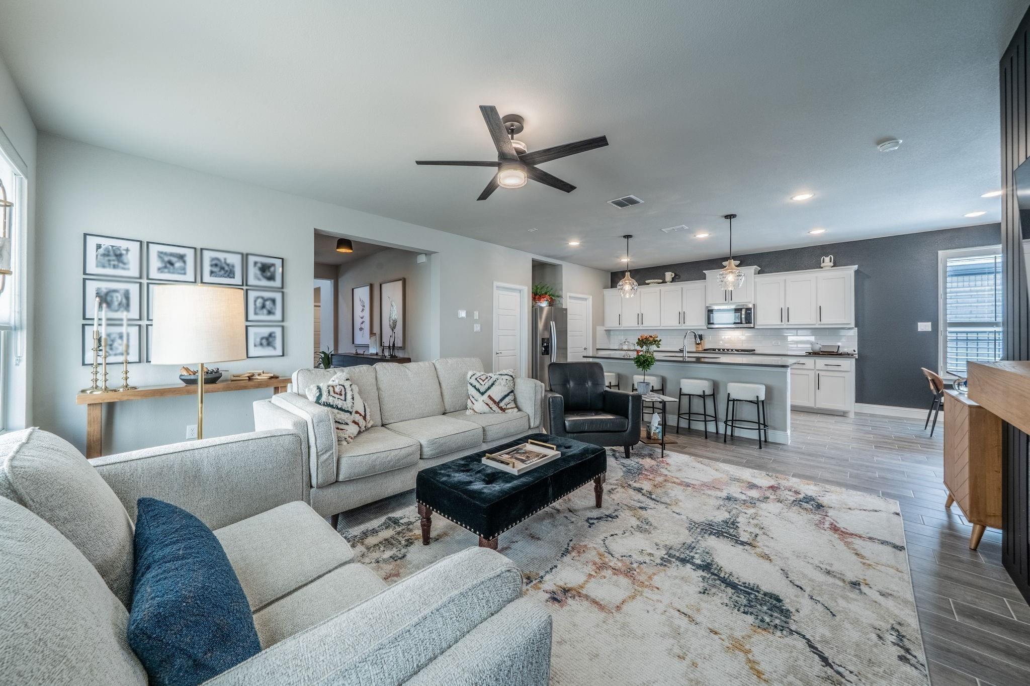 Foreman Dr, Midlothian, TX 76065