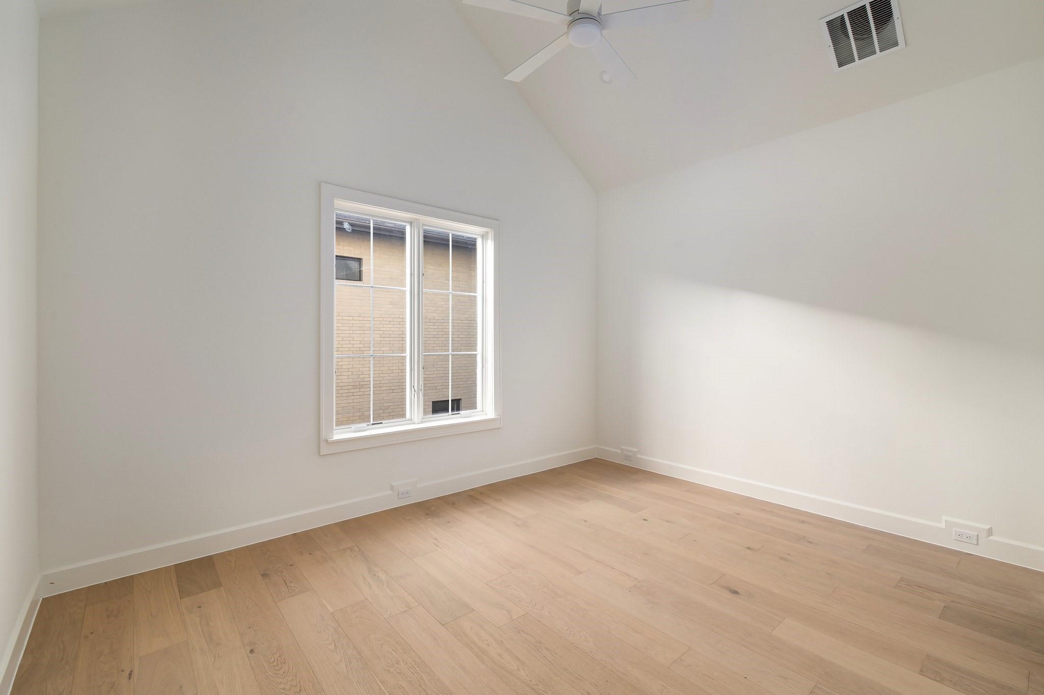 Pemberton Dr, Dallas, TX 75230