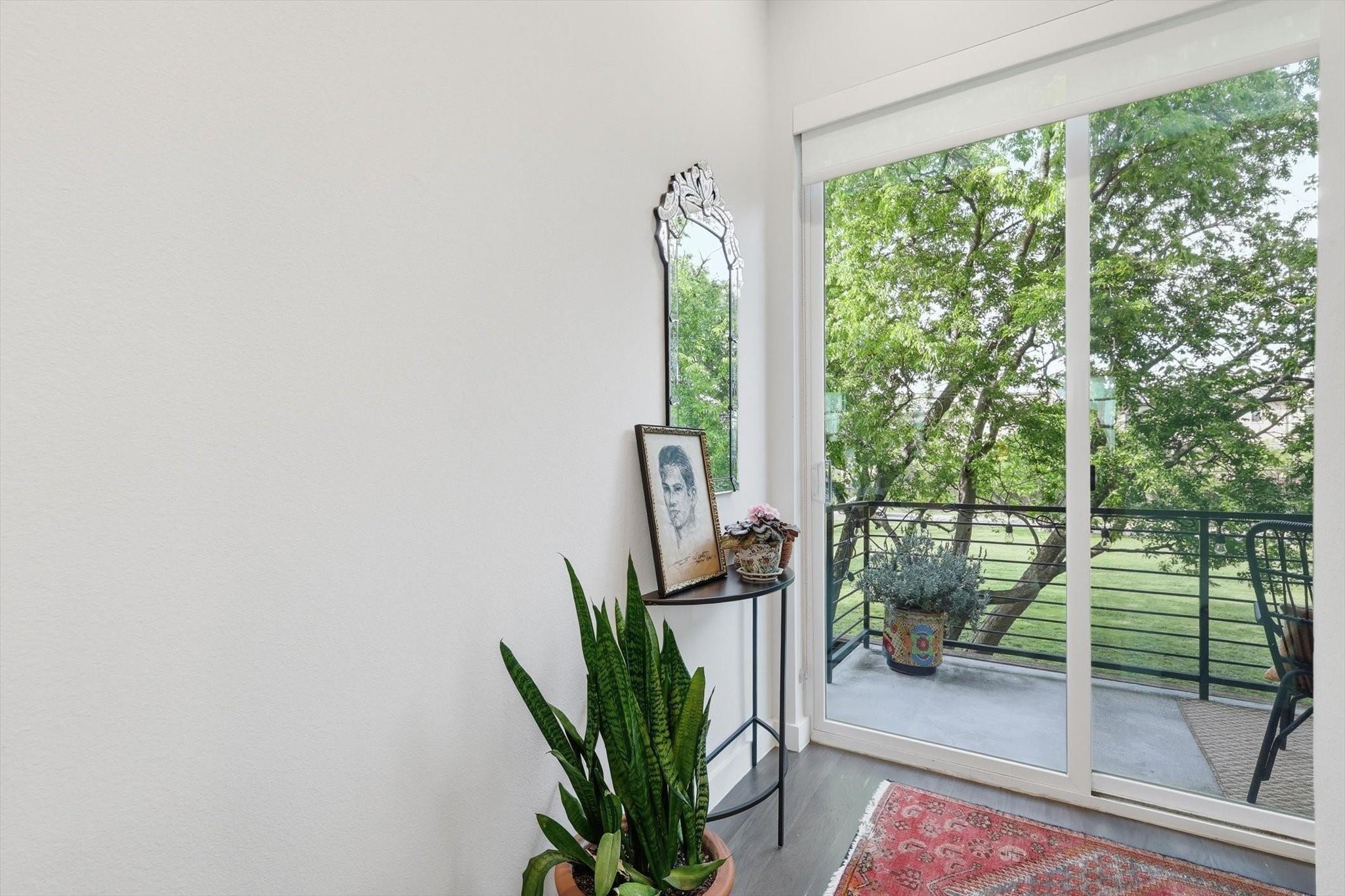 Munger Ave, Dallas, TX 75204