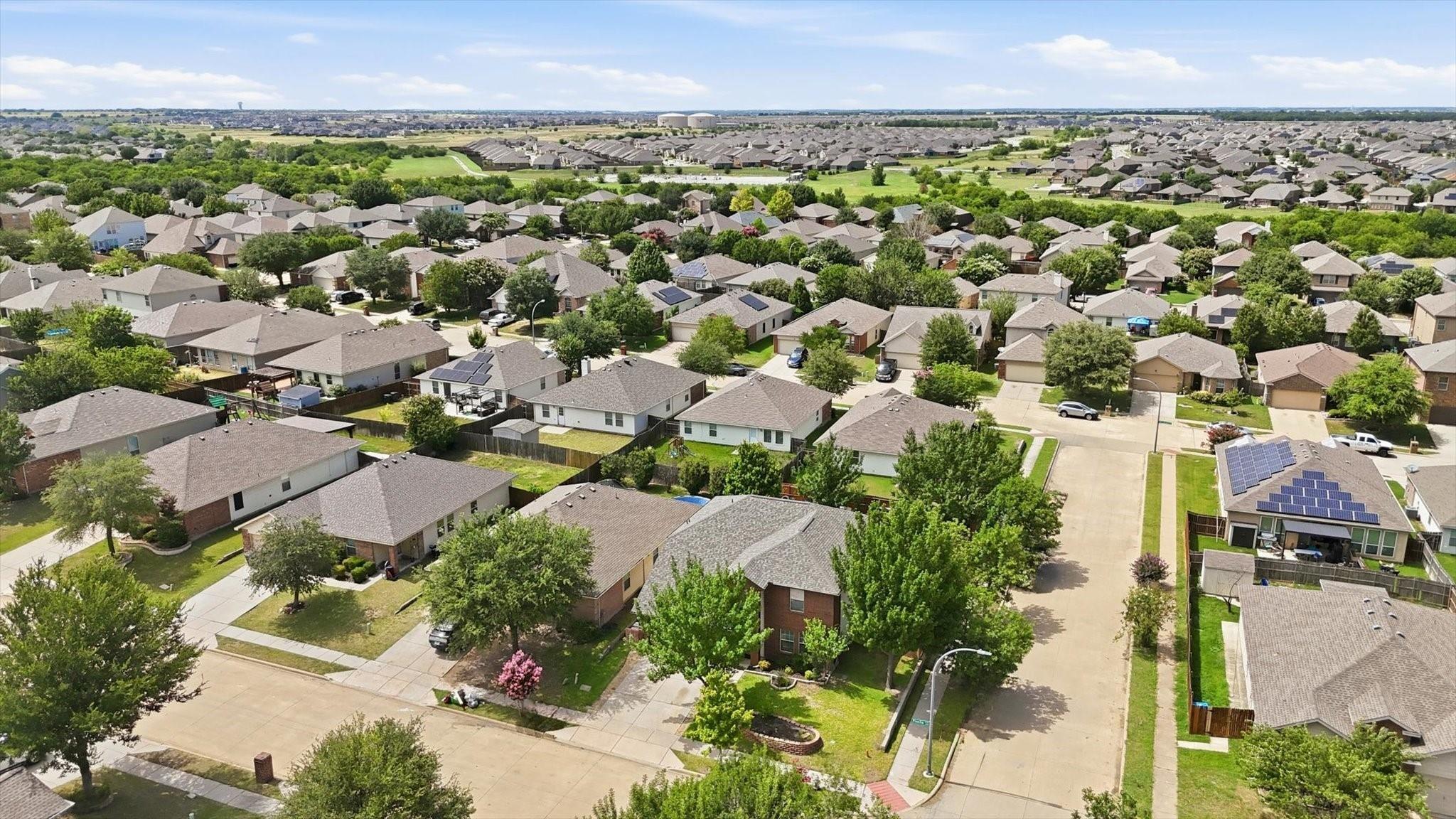 Poncho Ln, Haslet, TX 76052