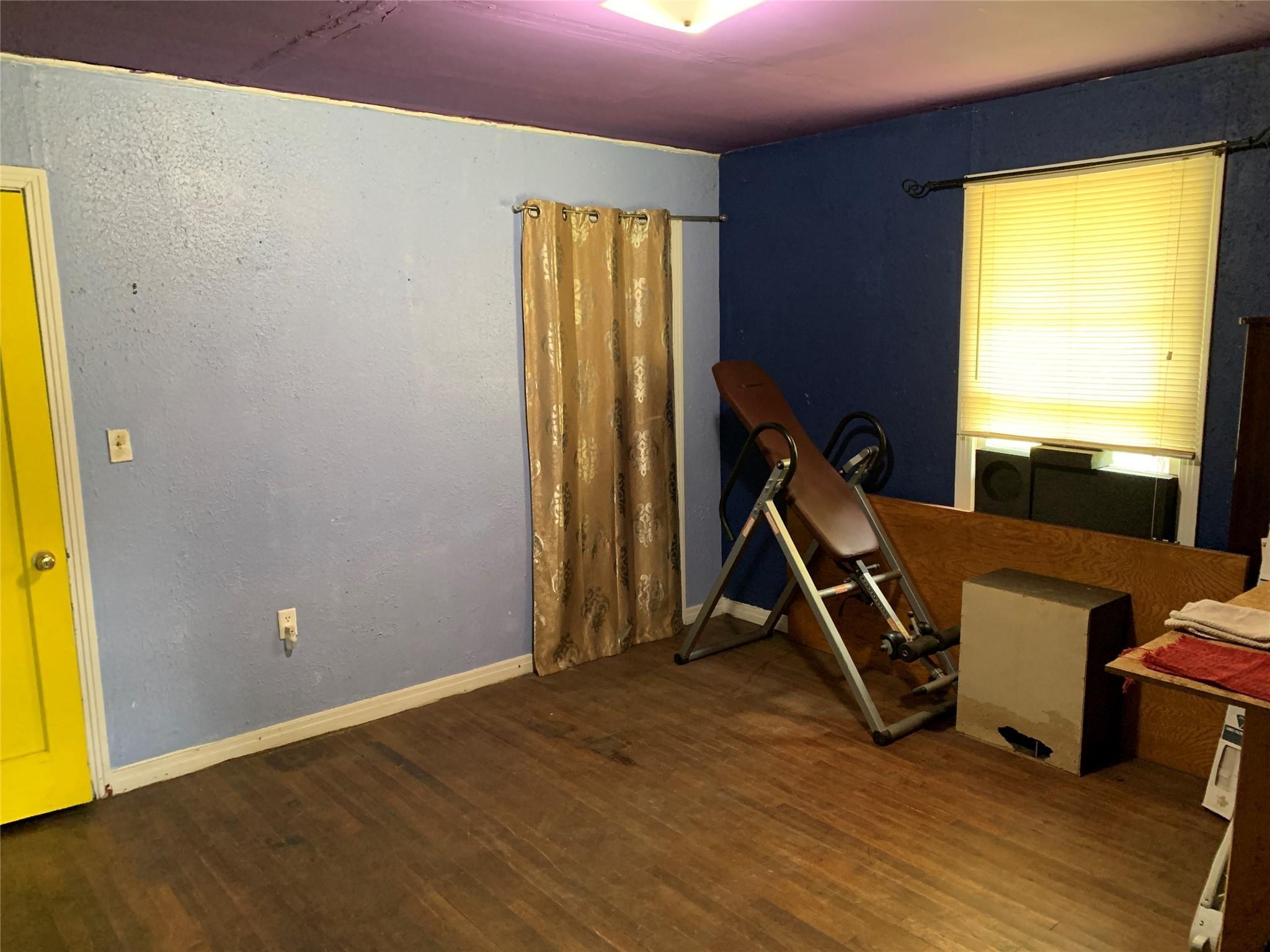 S Wright Ave, Kerens, TX 75144