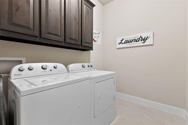 Wolf Creek Dr, Waxahachie, TX 75165