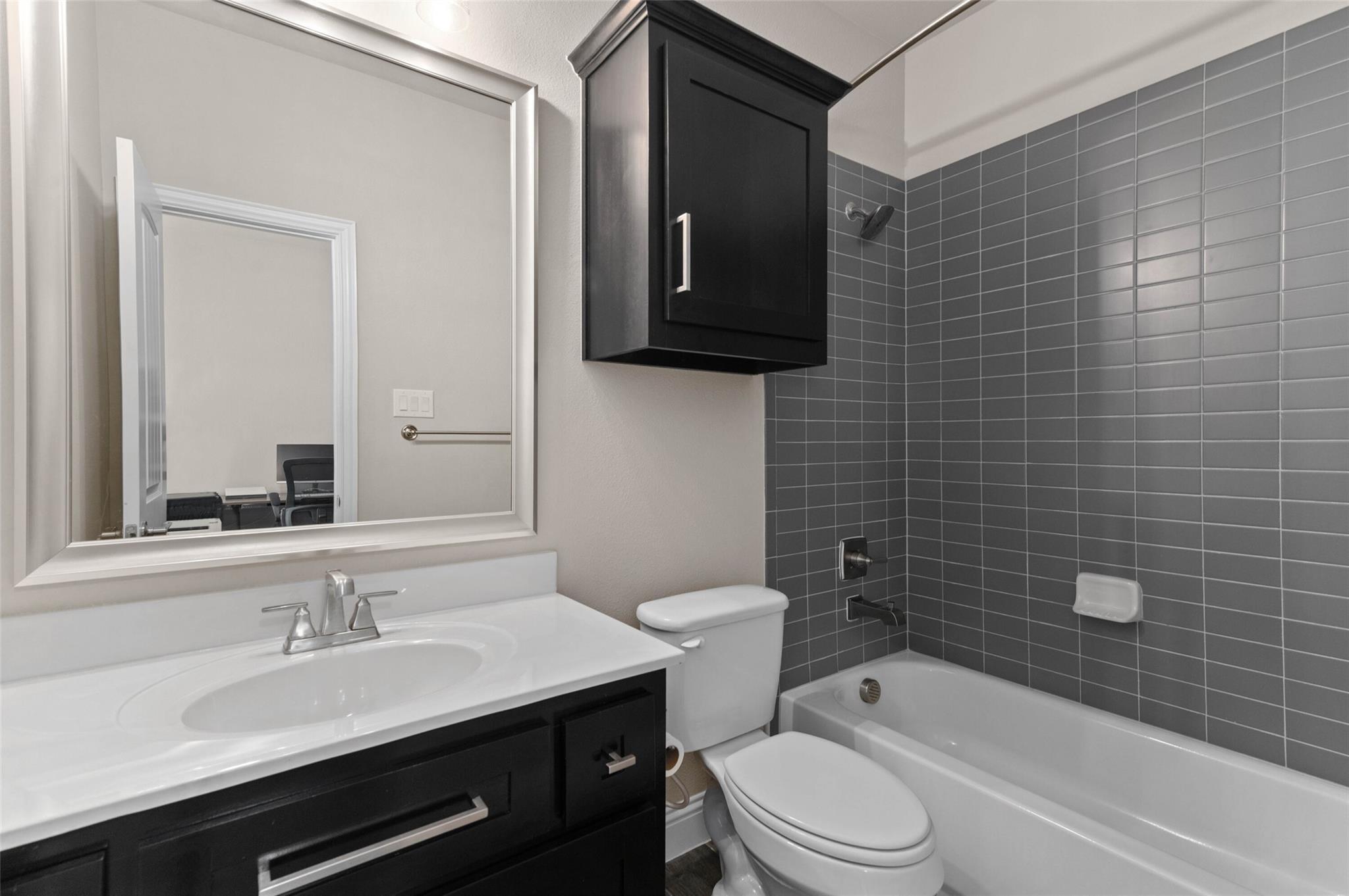 Beckington Dr, Denton, TX 76208