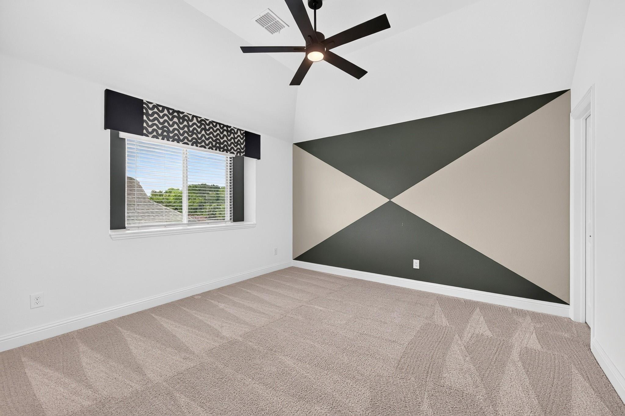 Gavin Dr, Mansfield, TX 76063