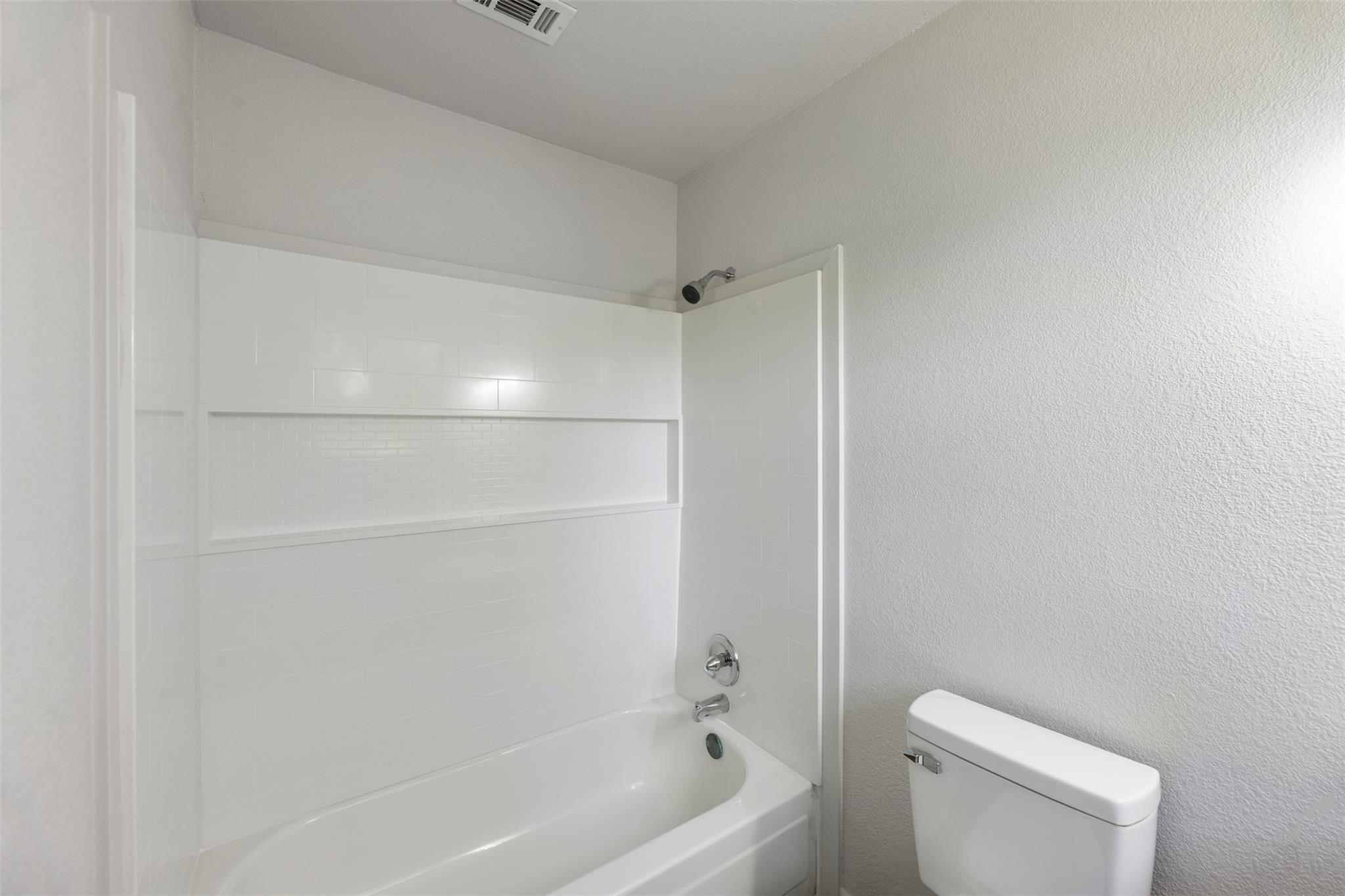Ivy St, Kerens, TX 75144