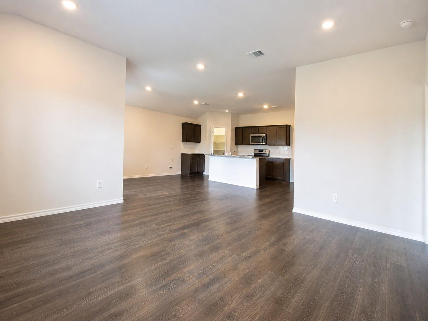 Aintree Ave, Aubrey, TX 76227