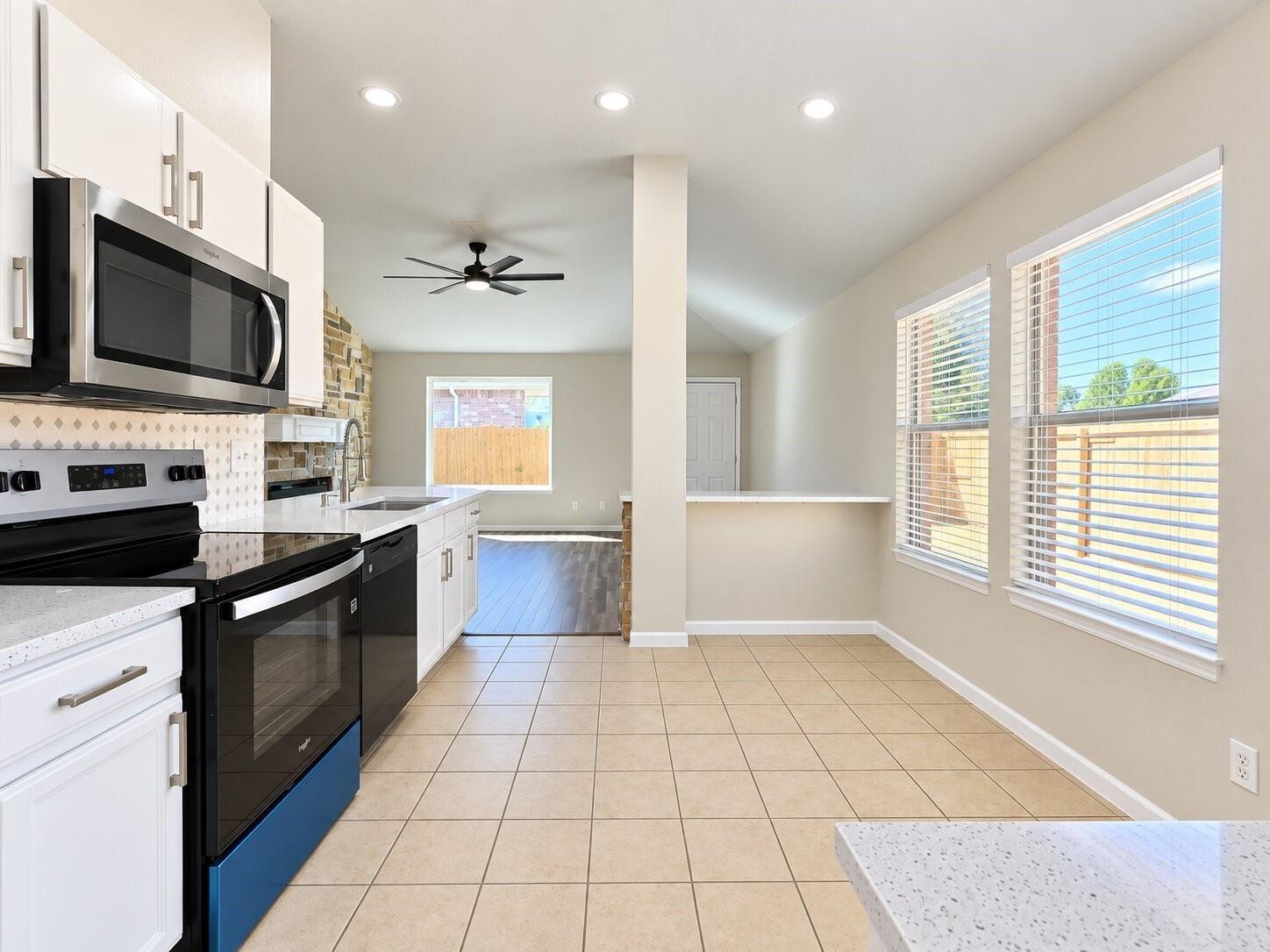 Castlewick Ct, Arlington, TX 76018