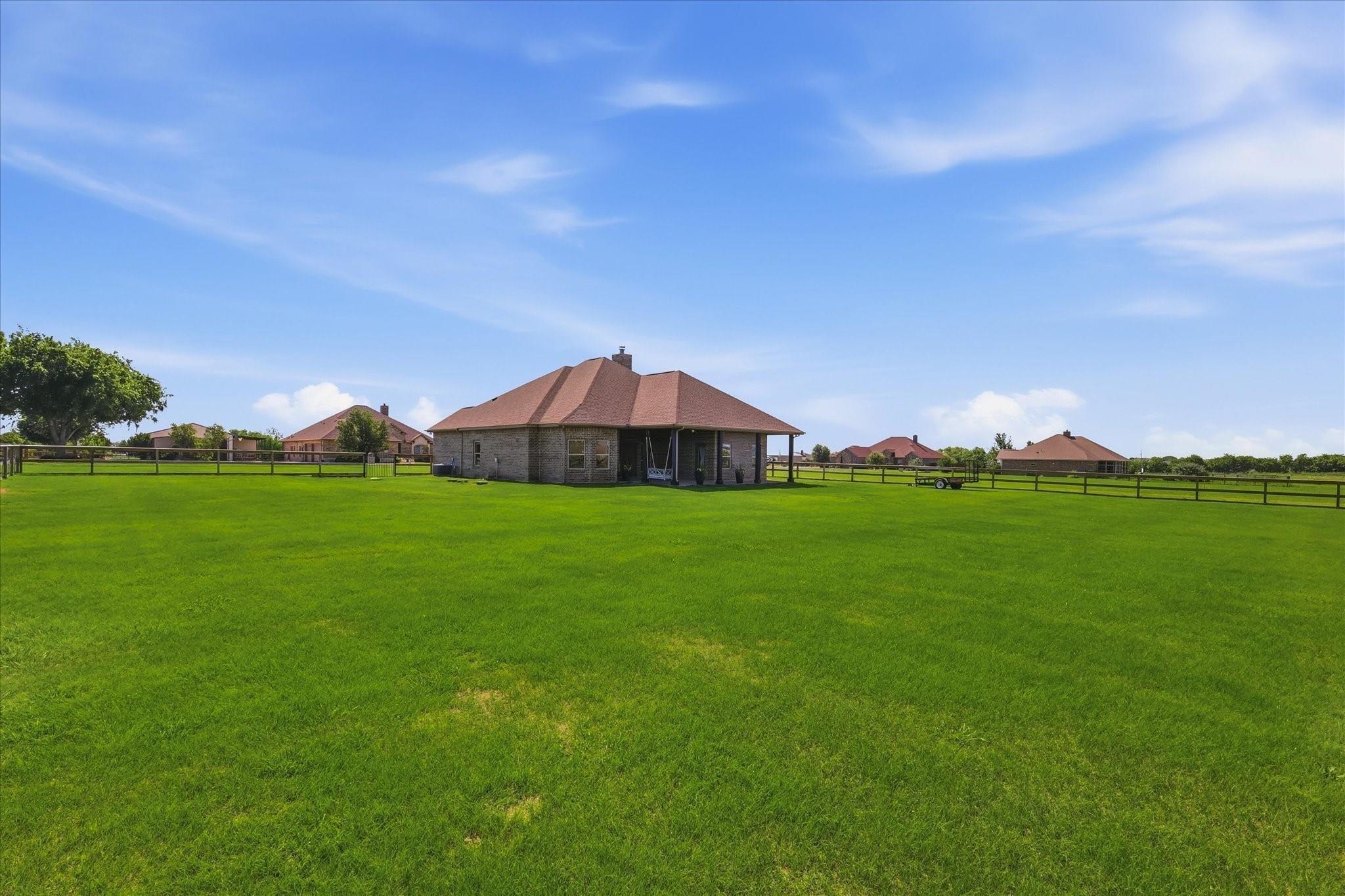 Virginia Dr, Justin, TX 76247