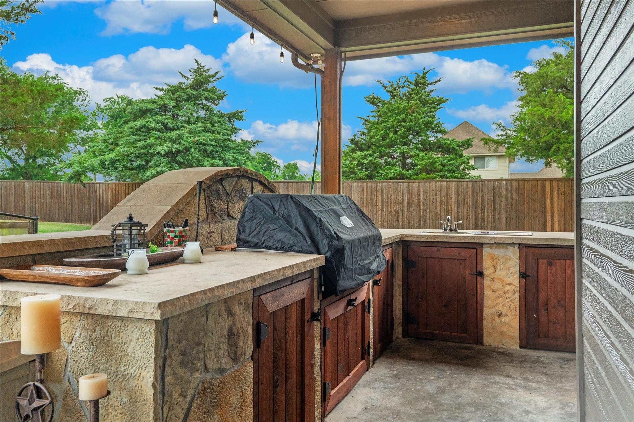 Saint Andrews Dr, Red Oak, TX 75154