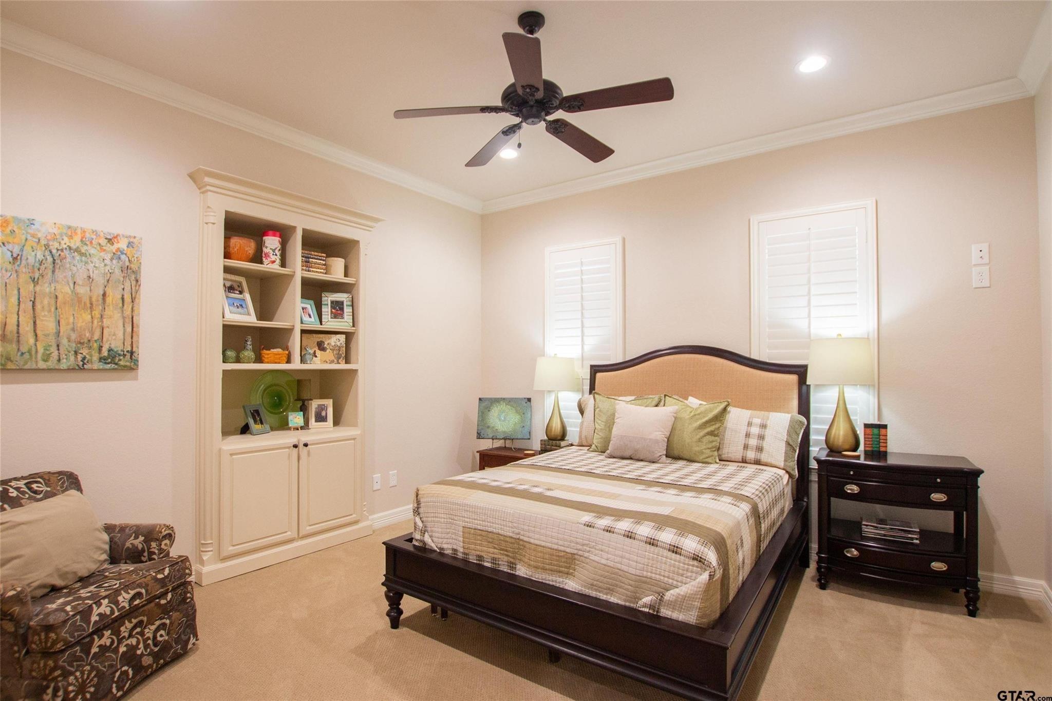 Holly Square Ct, Tyler, TX 75703