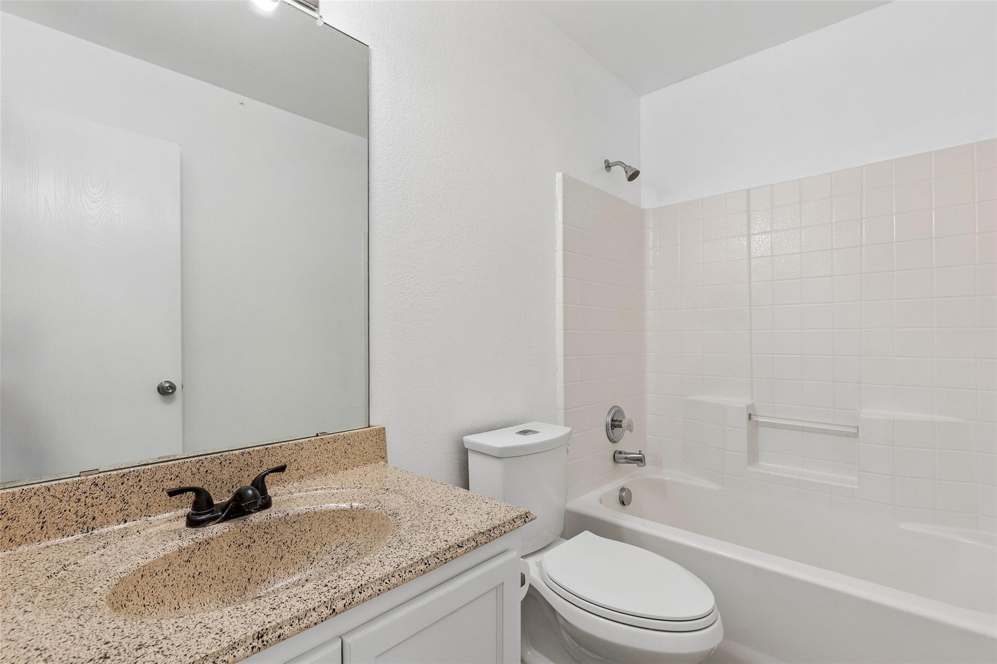 Sandy Ln, Royse City, TX 75189