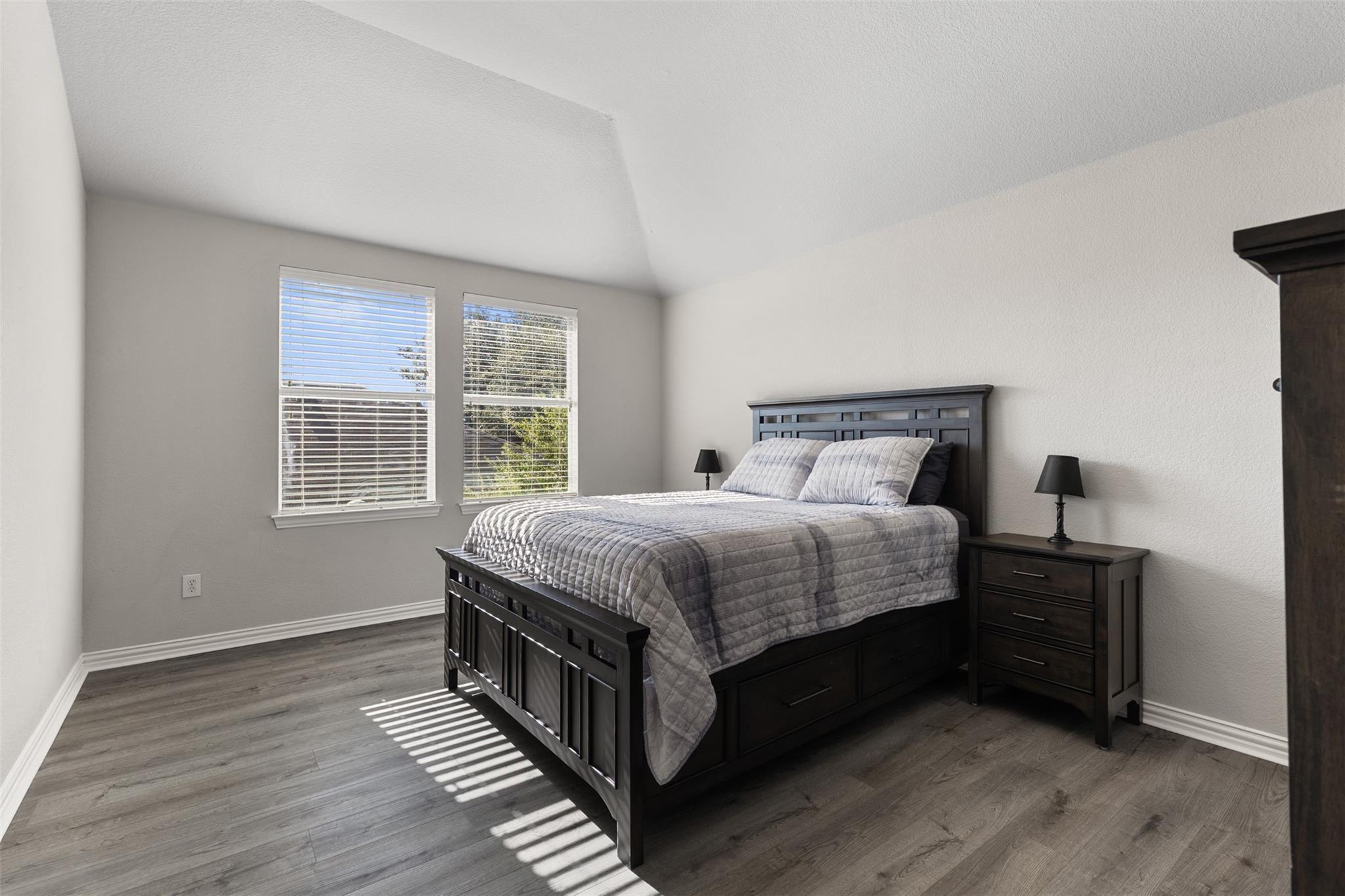 Flamingo Dr, Little Elm, TX 75068