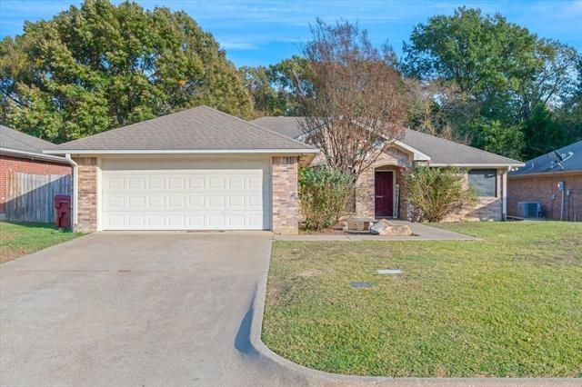 River Oaks Ln, Canton, TX 75103