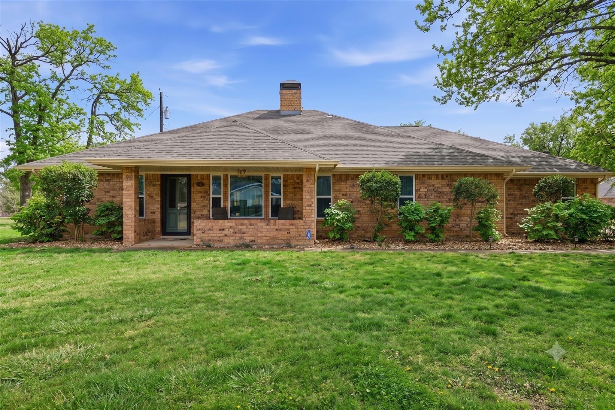 Havenwood Dr, Enchanted Oaks, TX 75156