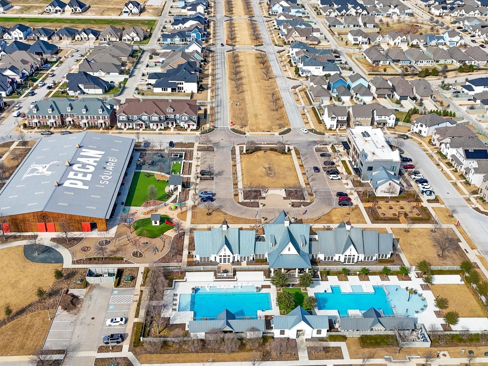 N Pecan Pkwy, Justin, TX 76247
